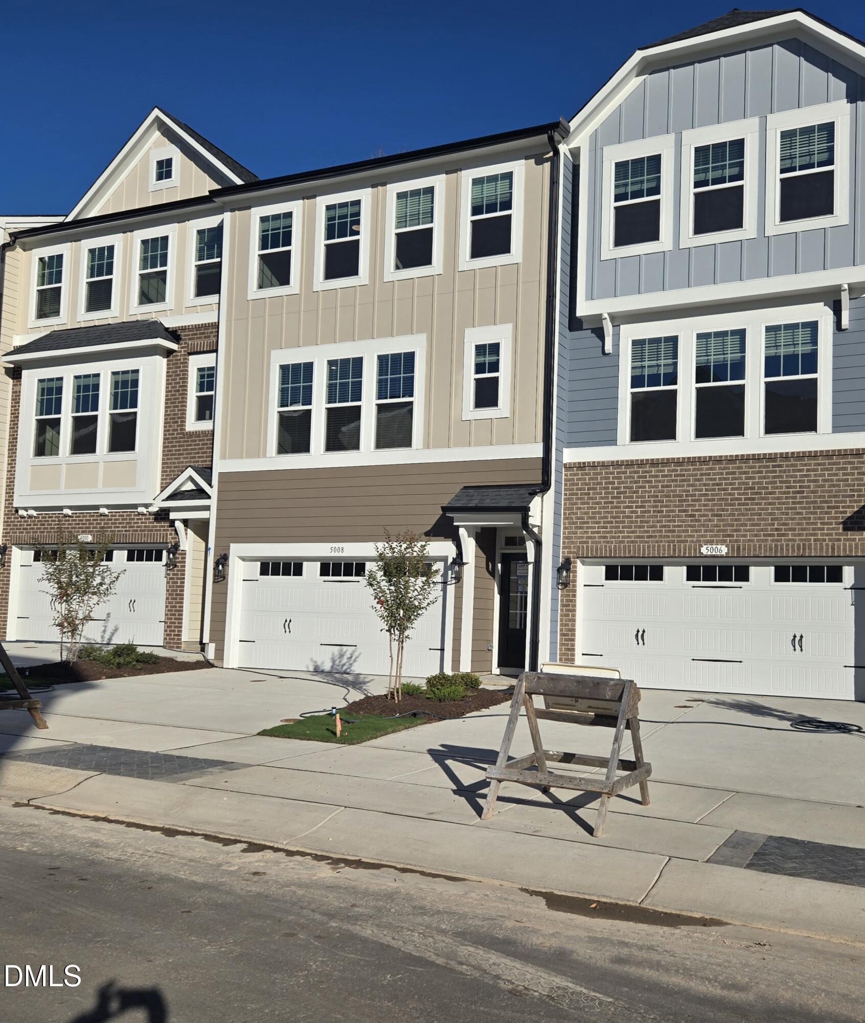 5008 Jowett's Walk Drive # 16 Property Photo 1