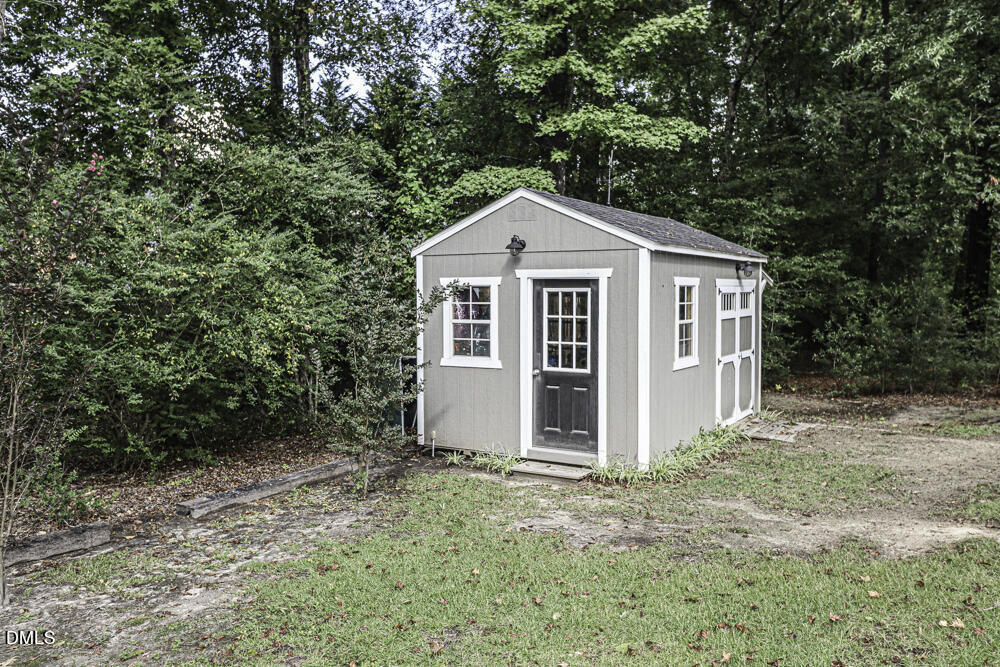 325 Old Coach Road Property Photo 7
