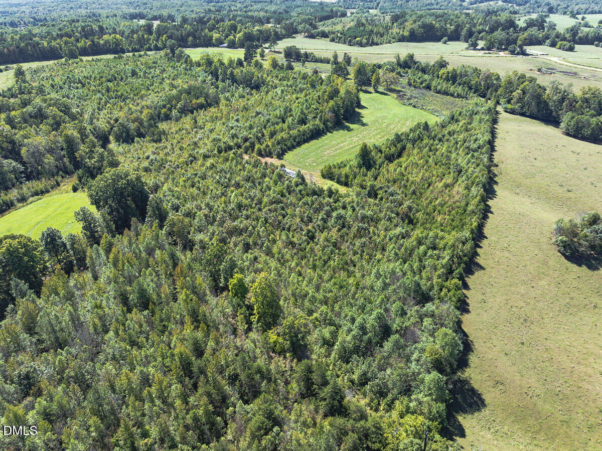 173 Barker Road Property Photo 28