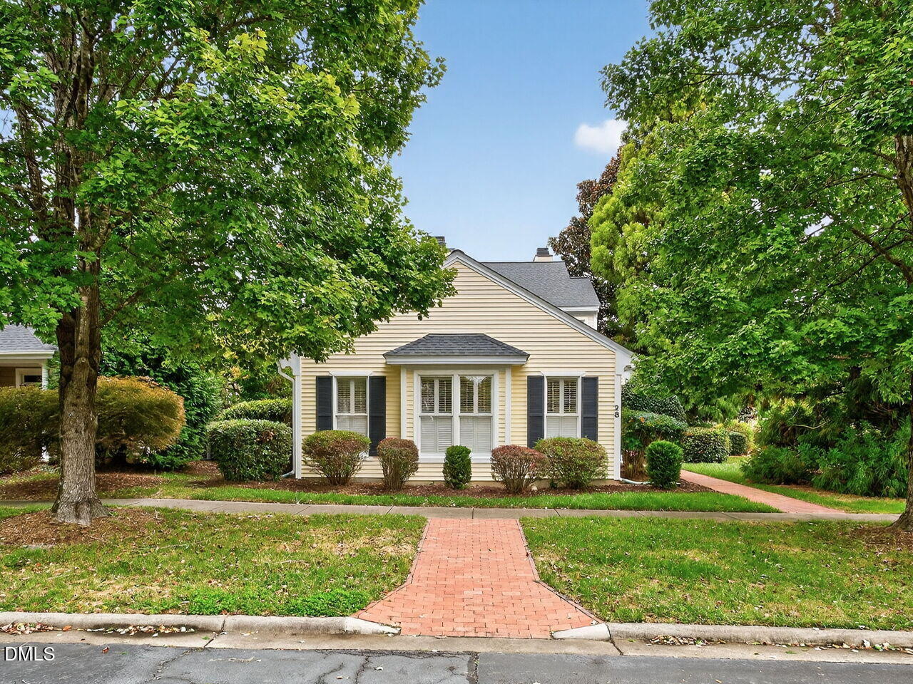 28 W Madison Property Photo 2