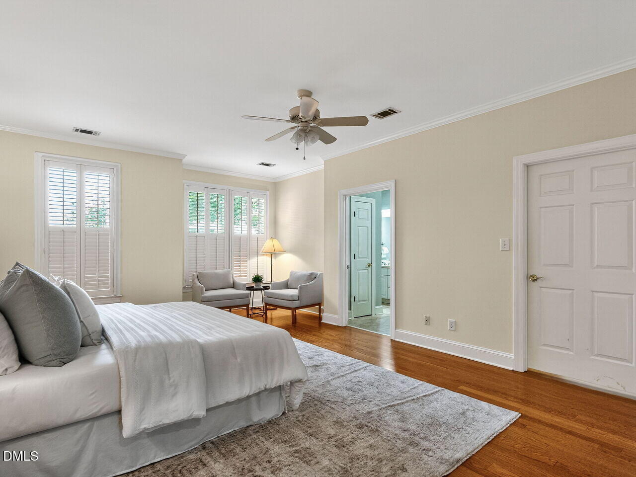 28 W Madison Property Photo 14