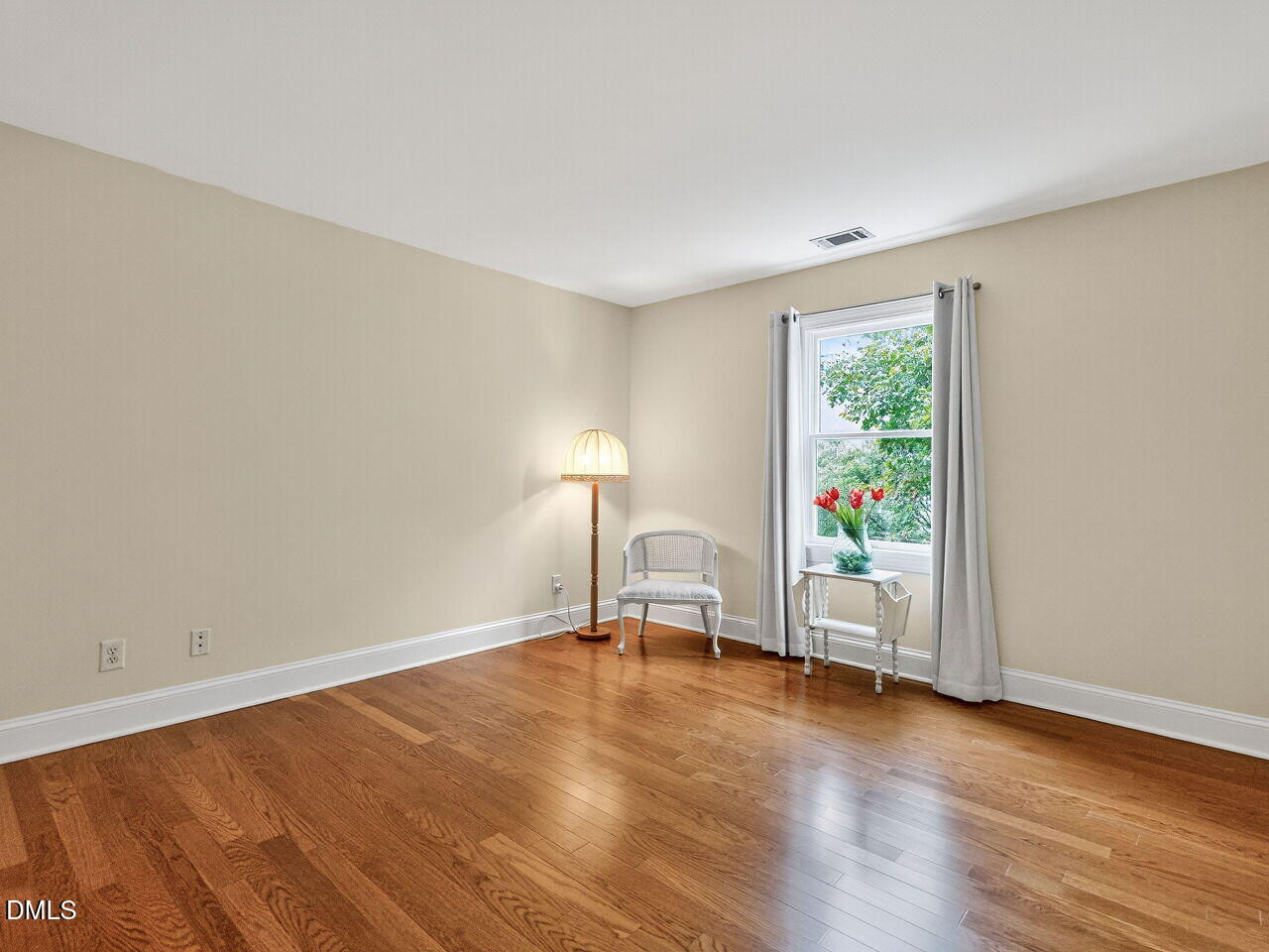 28 W Madison Property Photo 20