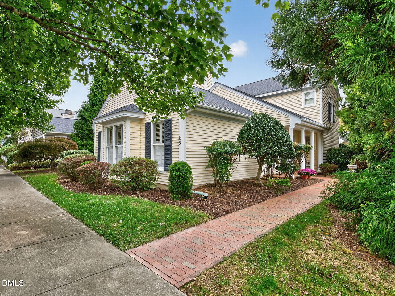 28 W Madison Property Photo 25