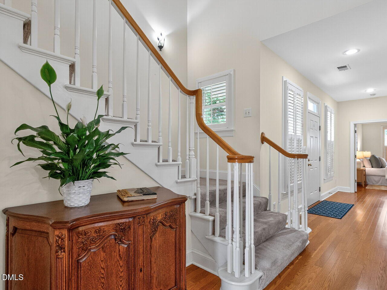 28 W Madison Property Photo 30