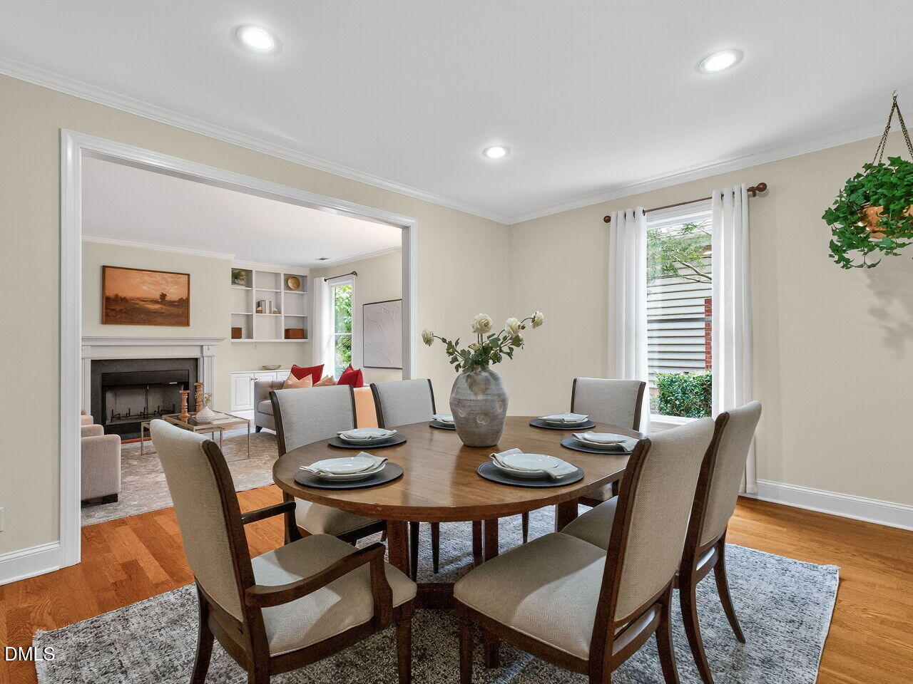 28 W Madison Property Photo 36