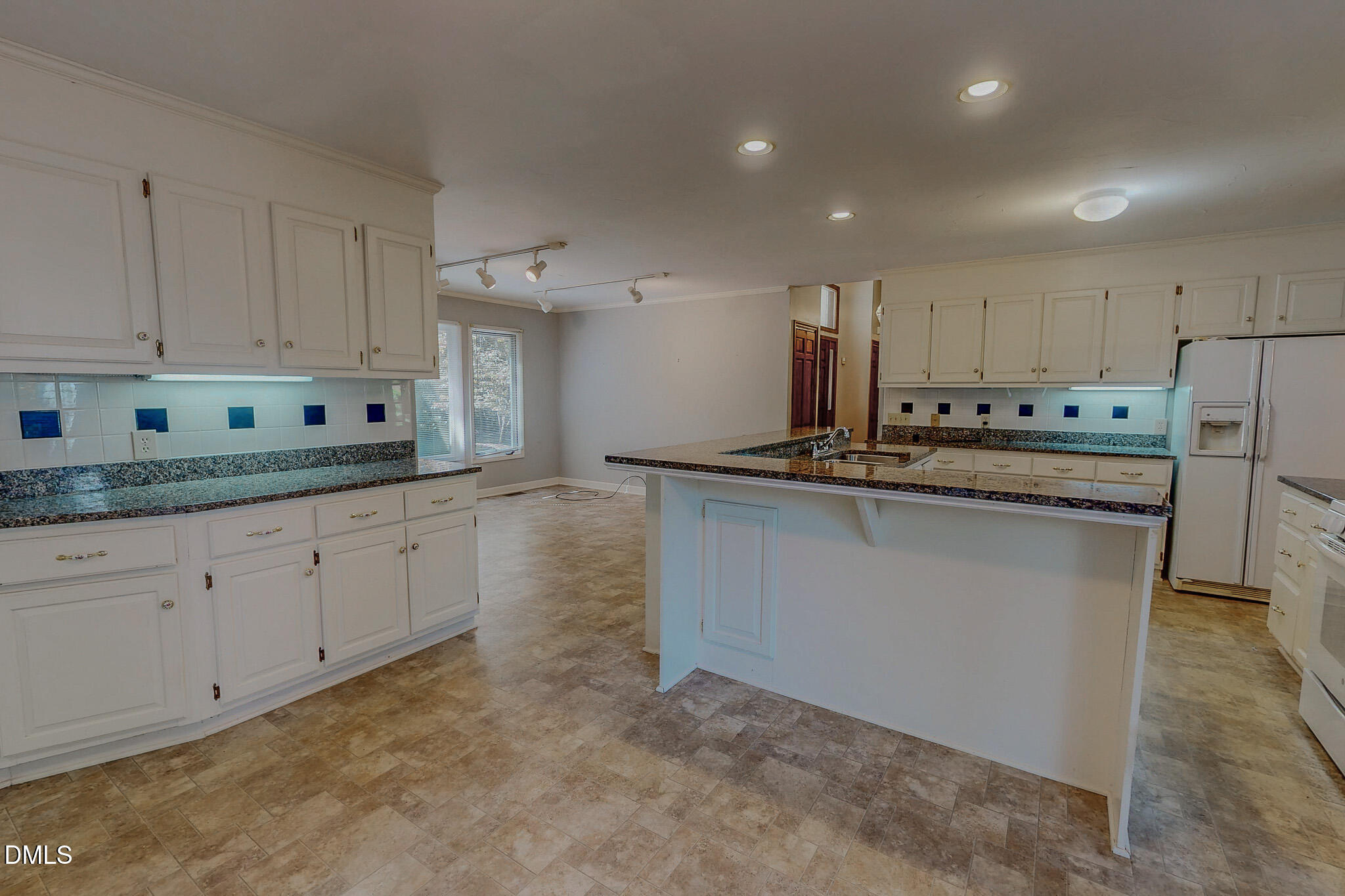 11 Denada Path Property Photo 4