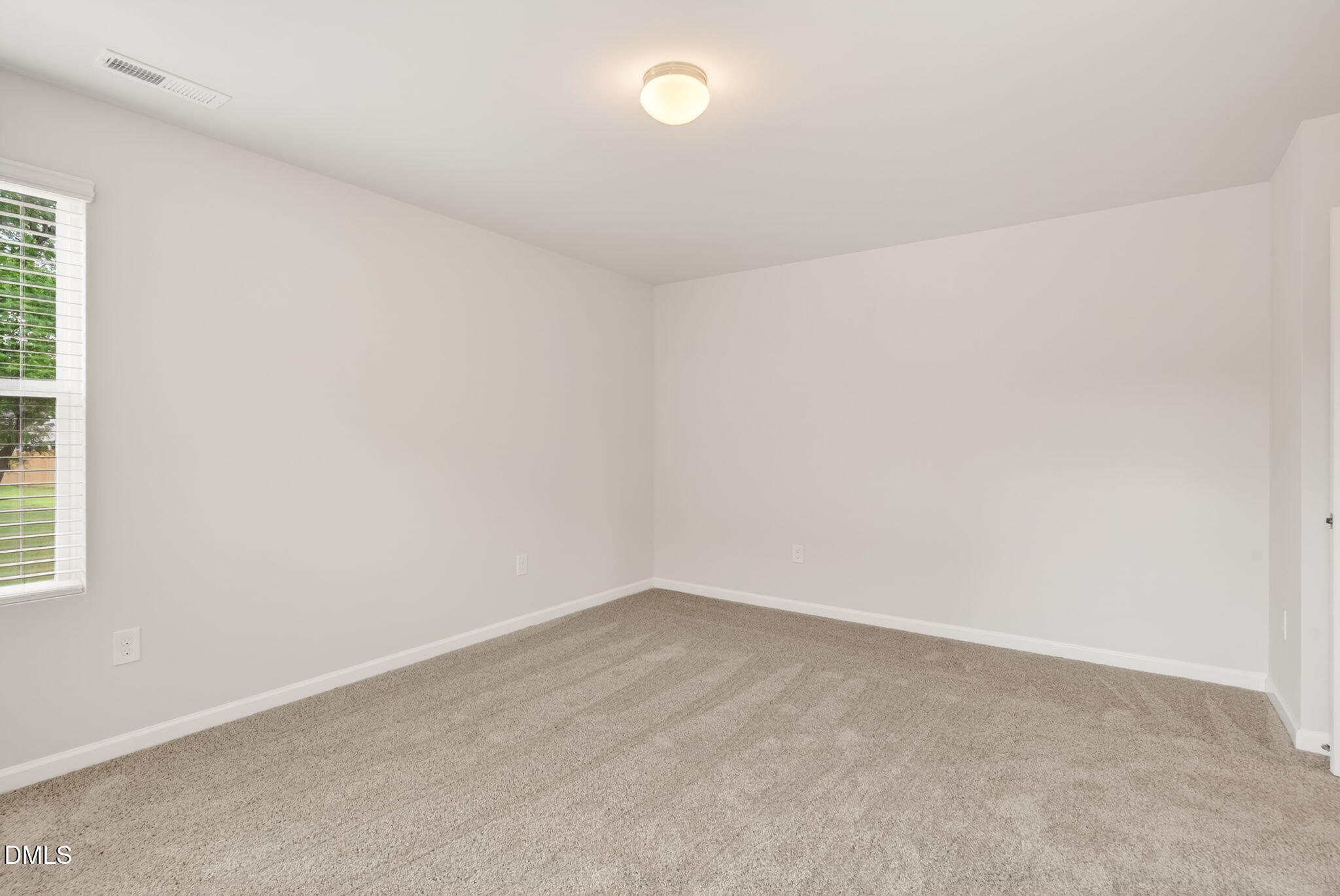 38 Stout Landing Property Photo 16