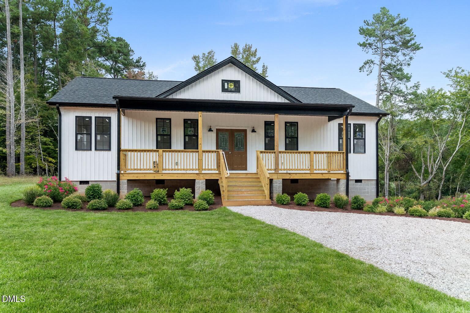 105 Ali Circle Property Photo 1