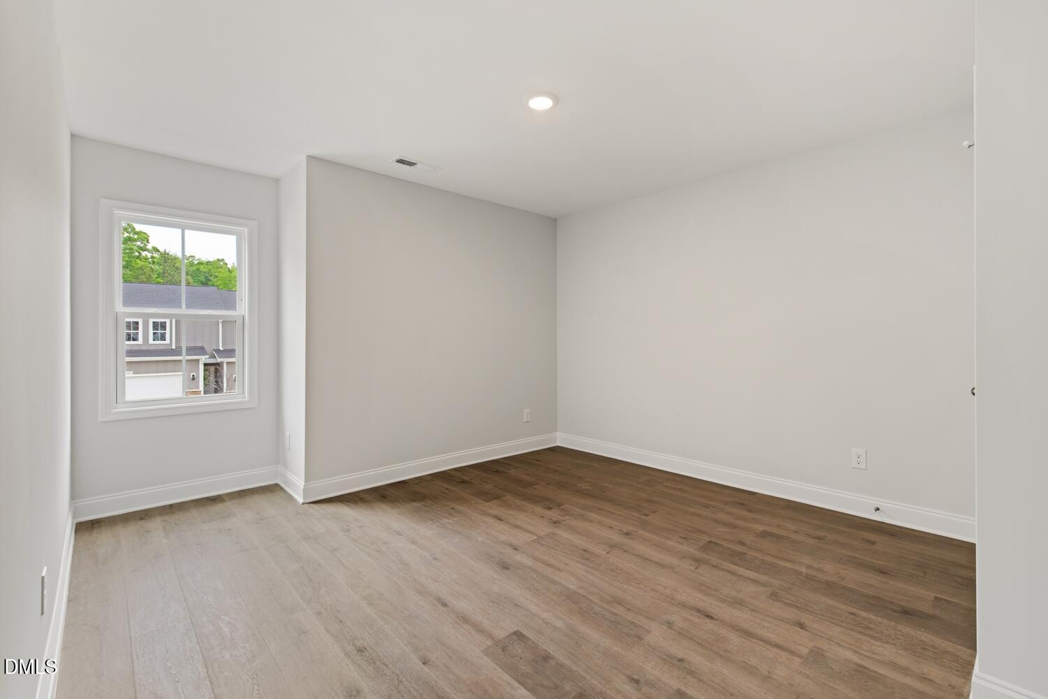 4466 Dominion Crest Drive Property Photo 14
