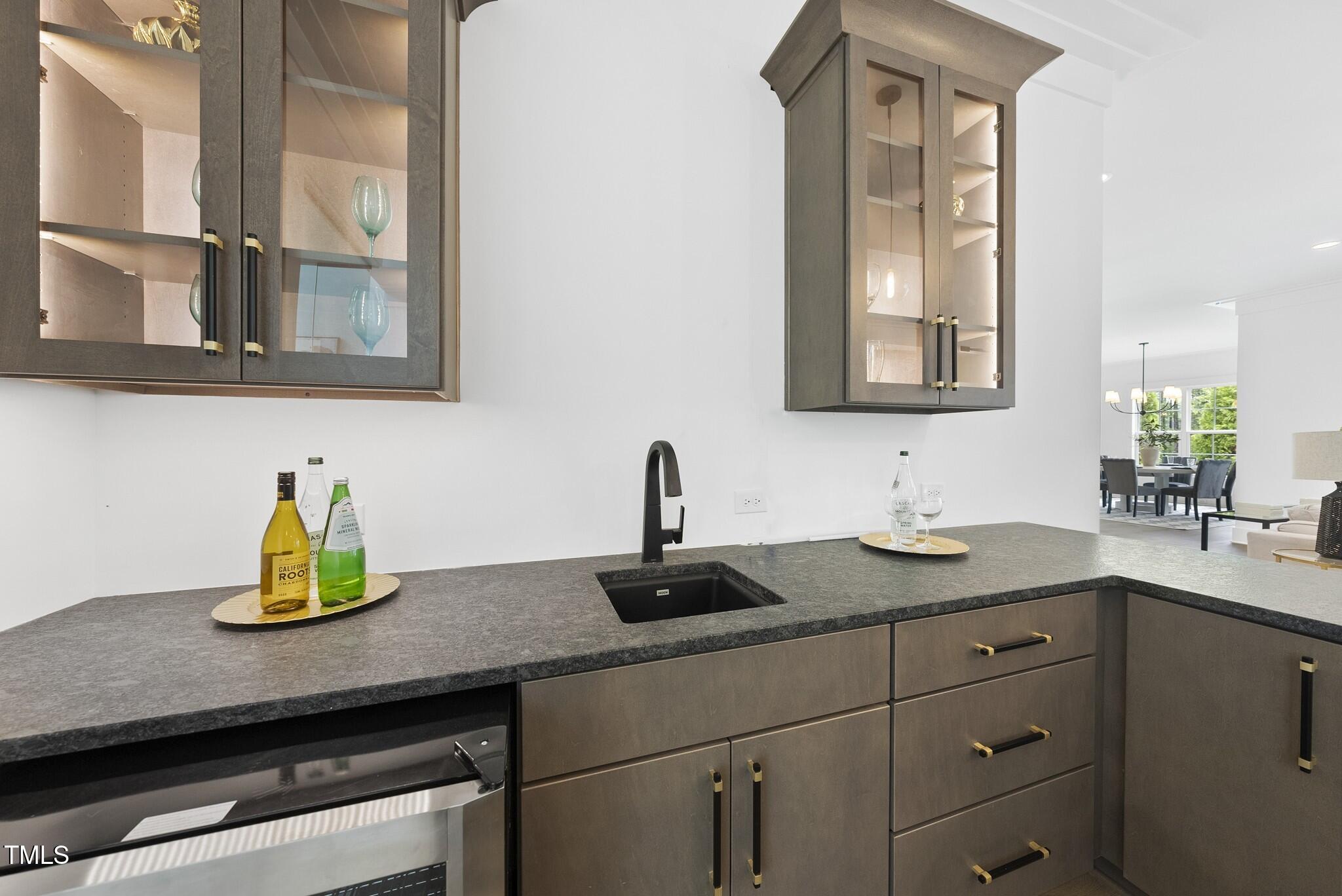 2800 Wexford Forest Lane Property Photo 6