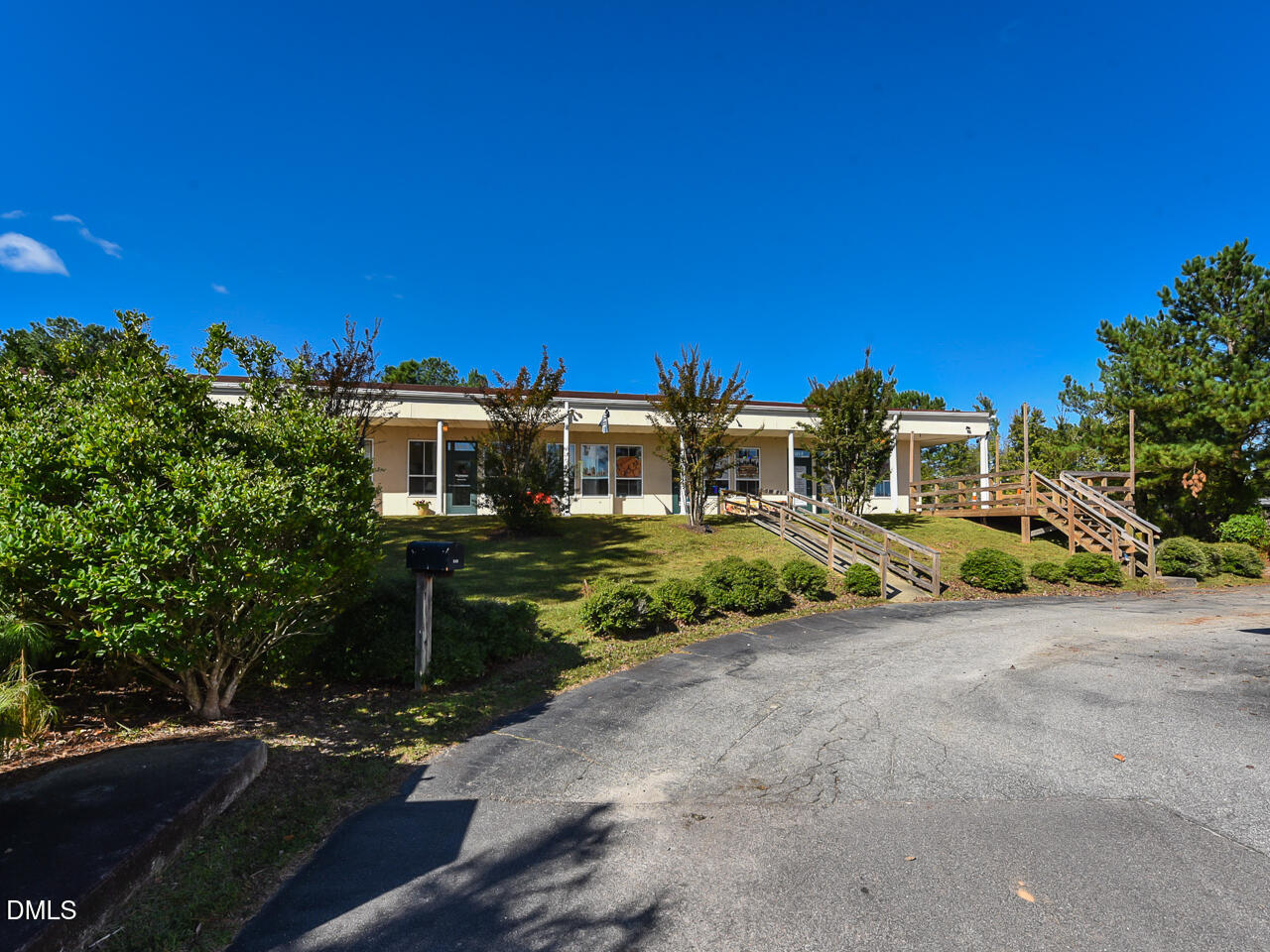141 Technology Drive Property Photo 1