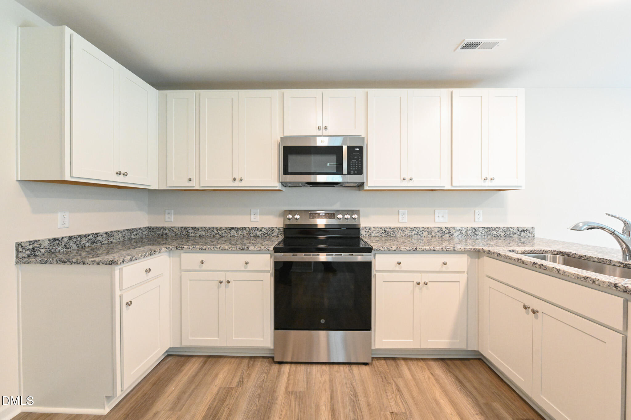 221 Hill Valley Drive (lot 52) Property Photo 17