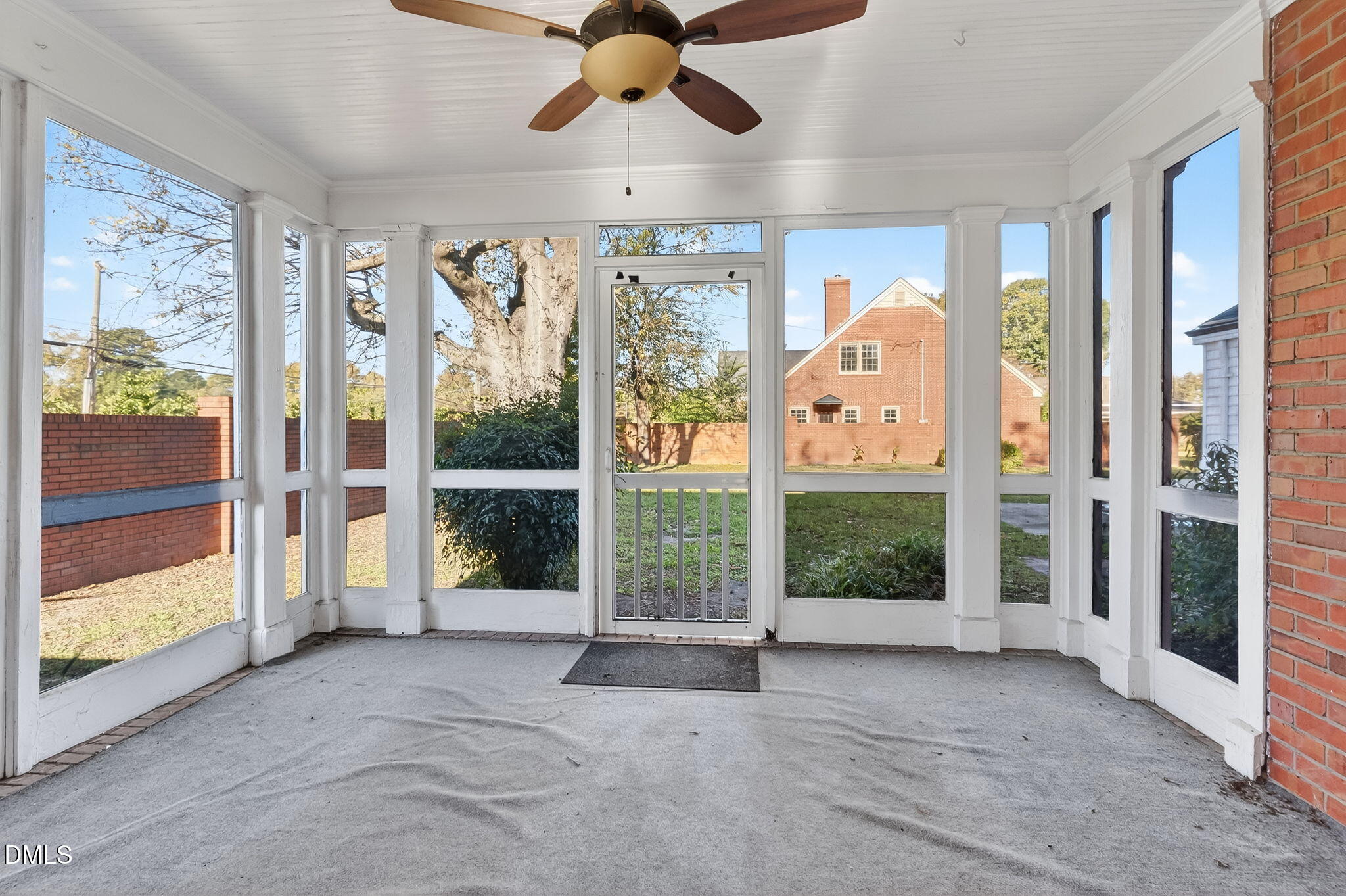 110 S Layton Avenue Property Photo 8