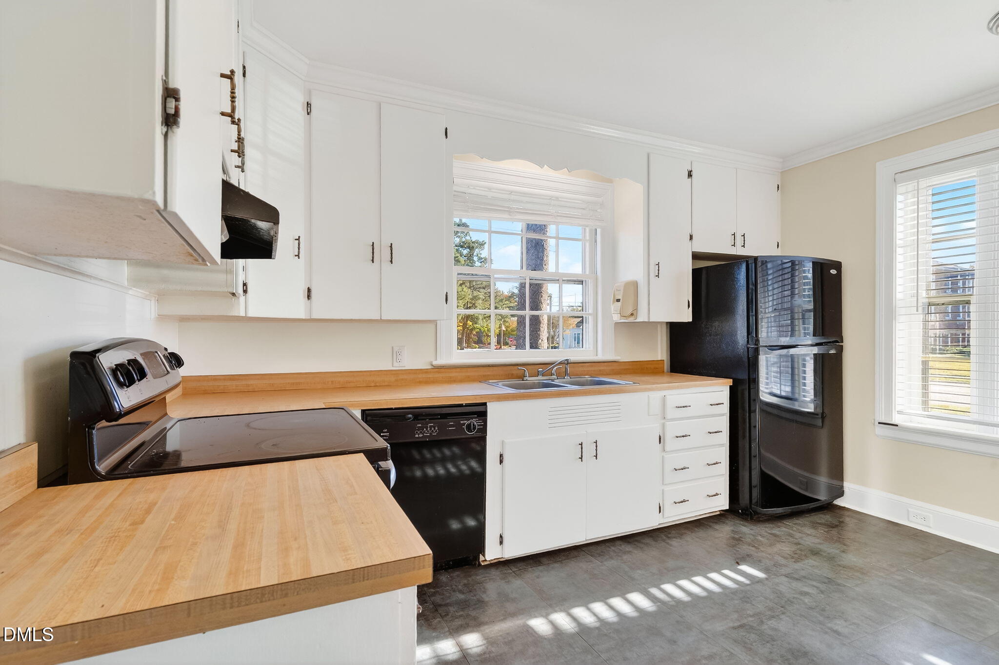 110 S Layton Avenue Property Photo 18