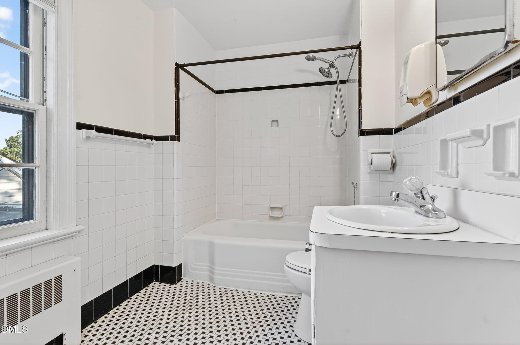 110 S Layton Avenue Property Photo 36