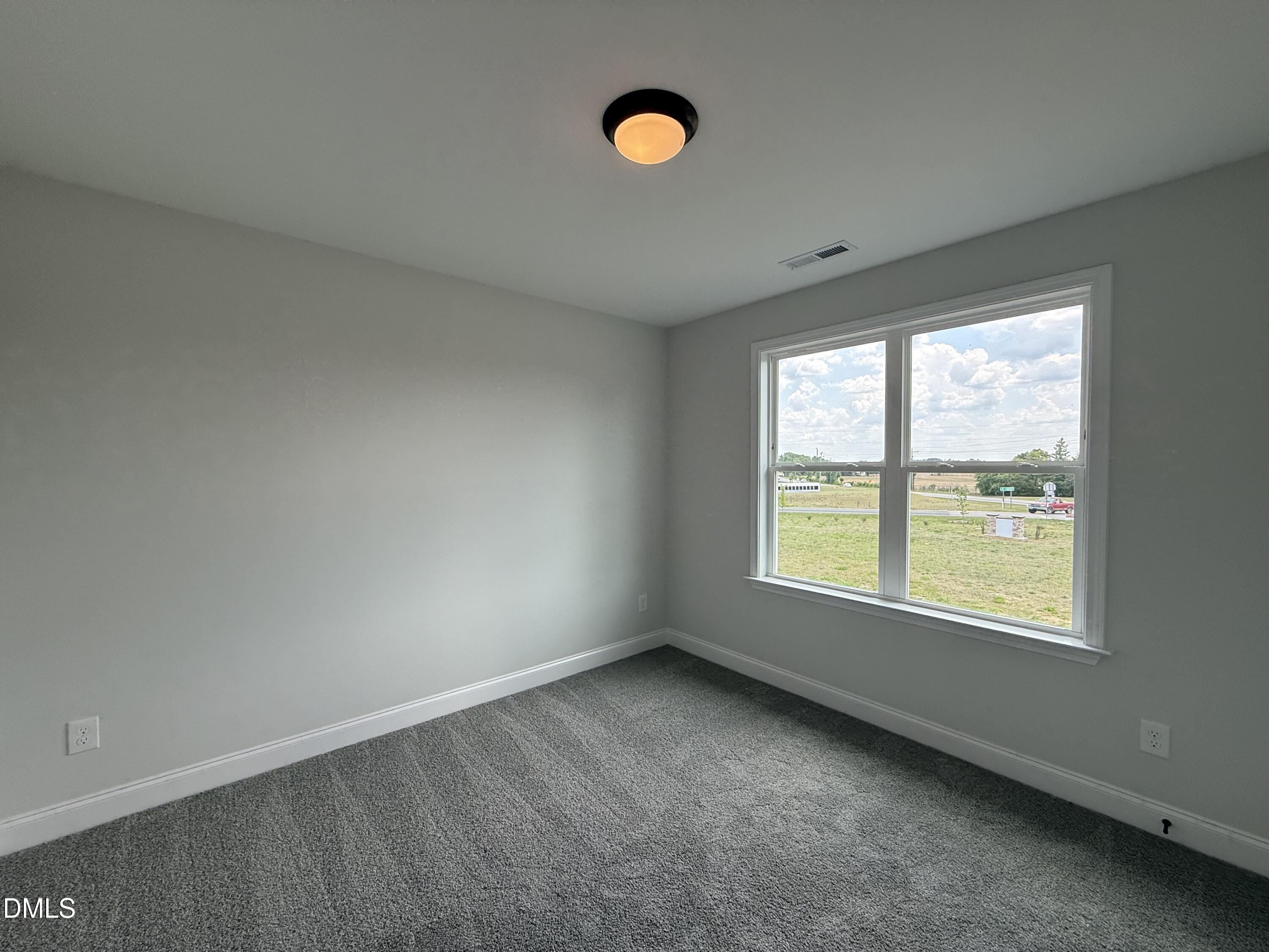 88 Sundrops Trail Property Photo 18