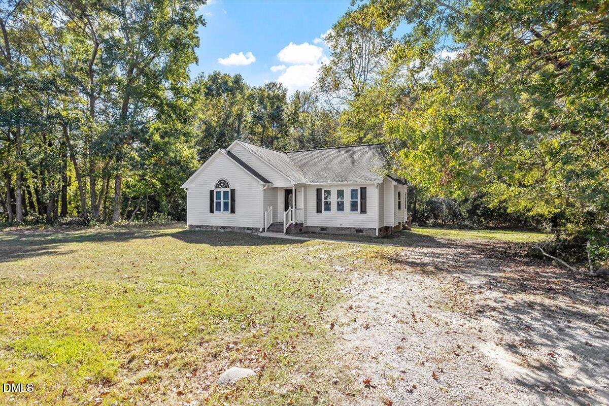 104 S Woodstone Drive Property Photo 1