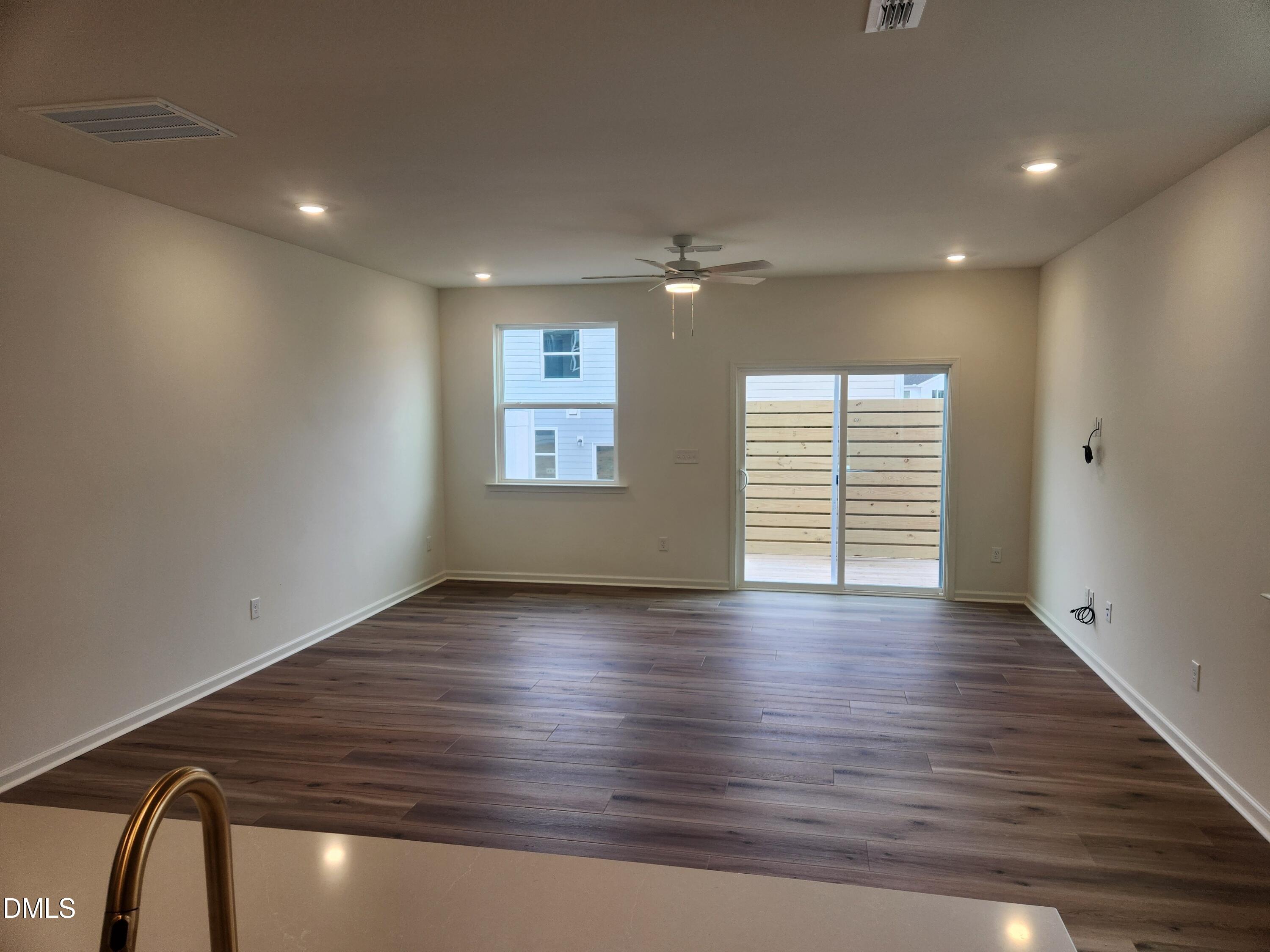 2208 Rabbitbrush Street Property Photo 3