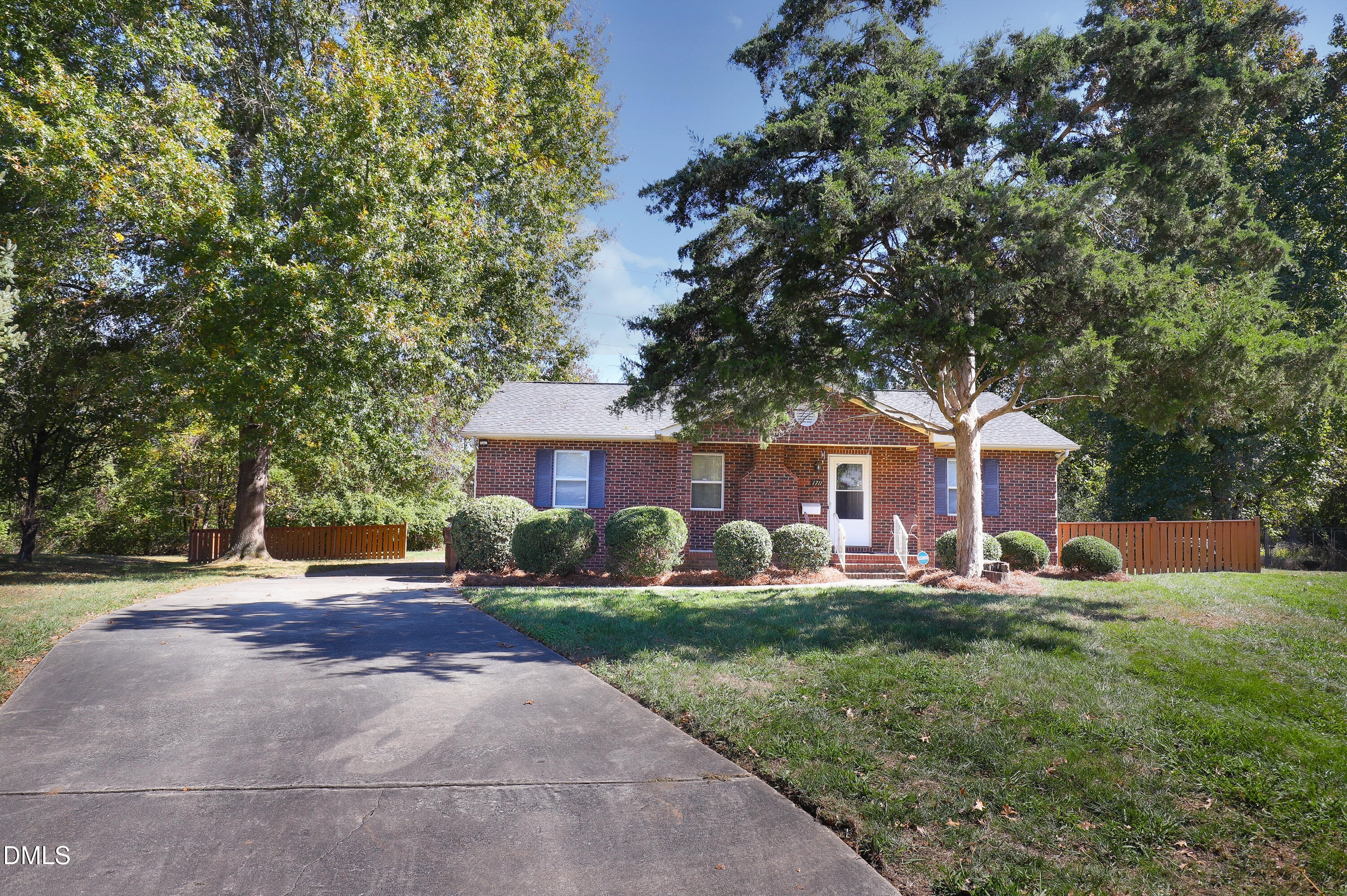 1711 Hanover Court Property Photo 1