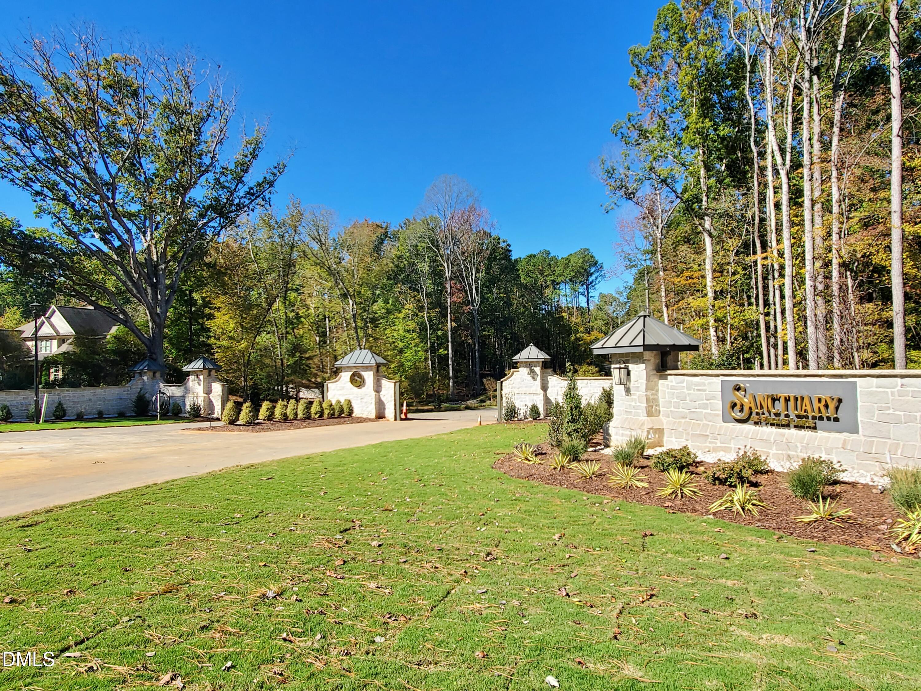6469 Sanctuary Falls Drive Property Photo 2