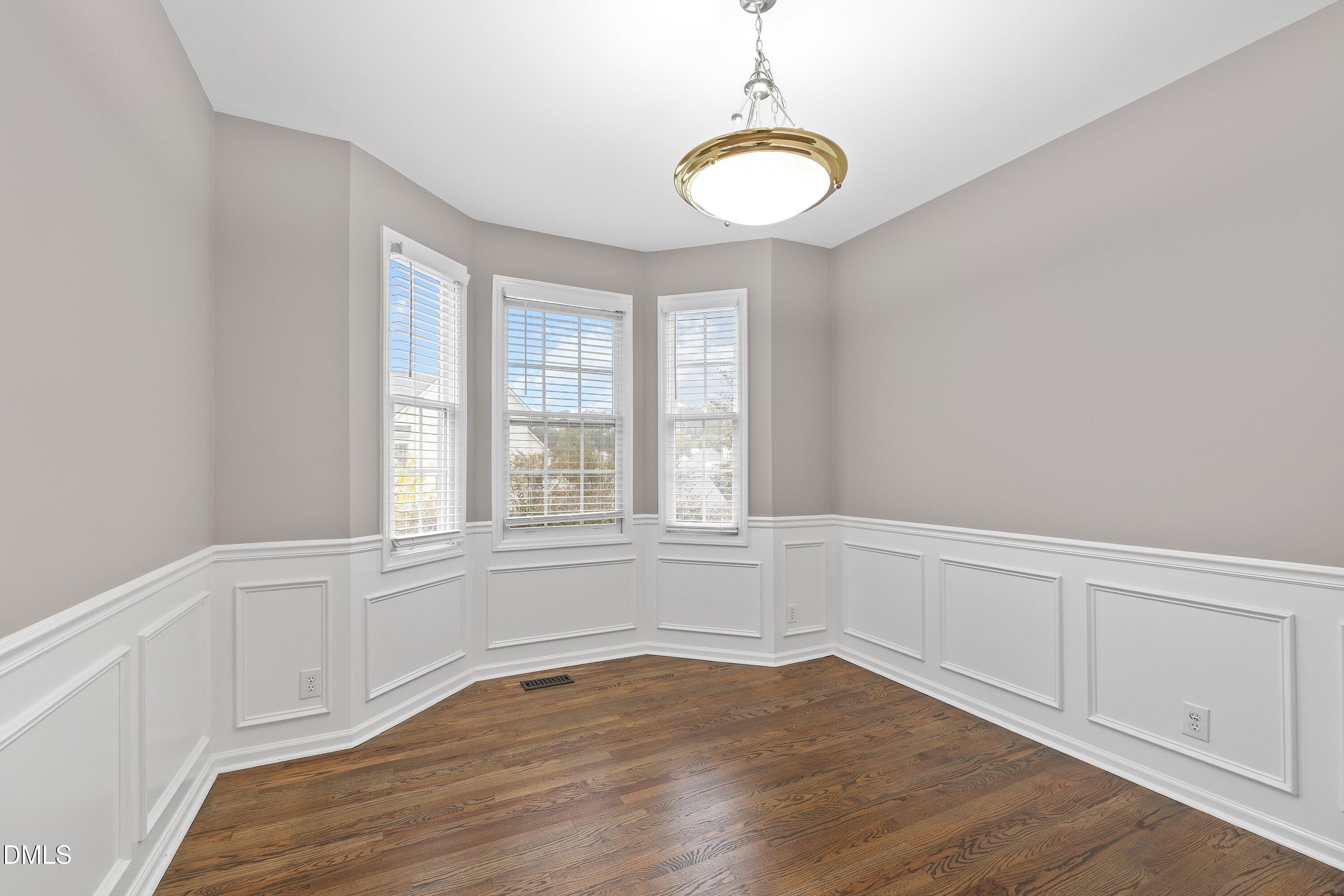 102 College Avenue Property Photo 3