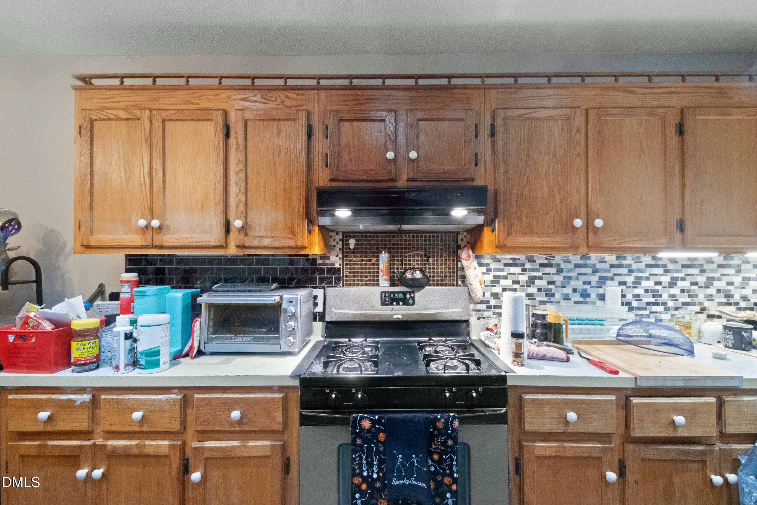 2930 Thomas Road Property Photo 5