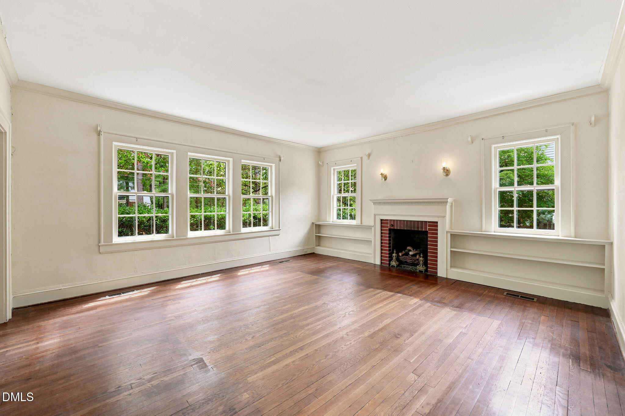 3724 Hope Valley Road Property Photo 3