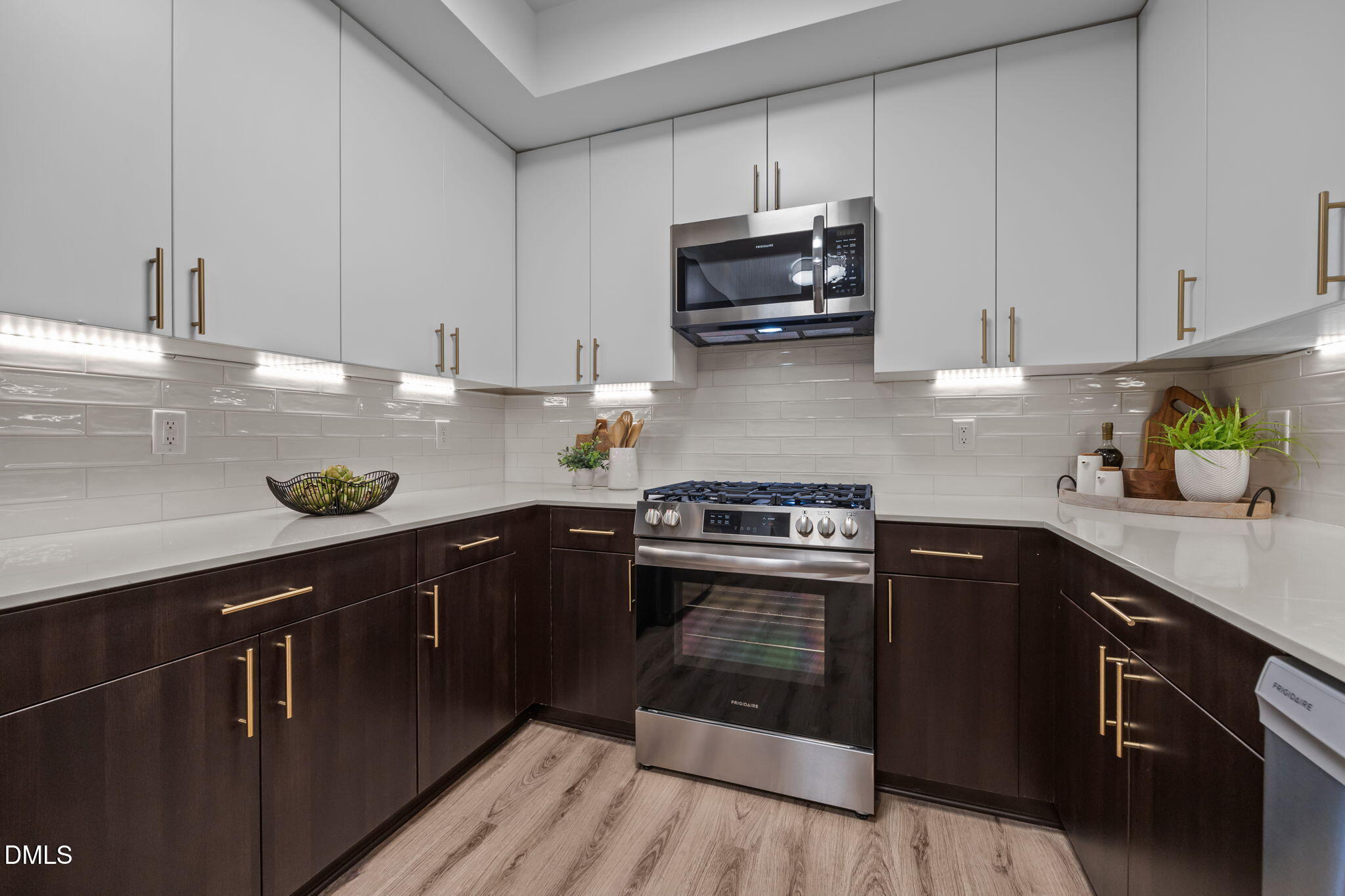 615 W Peace Street # 202 Property Photo 4