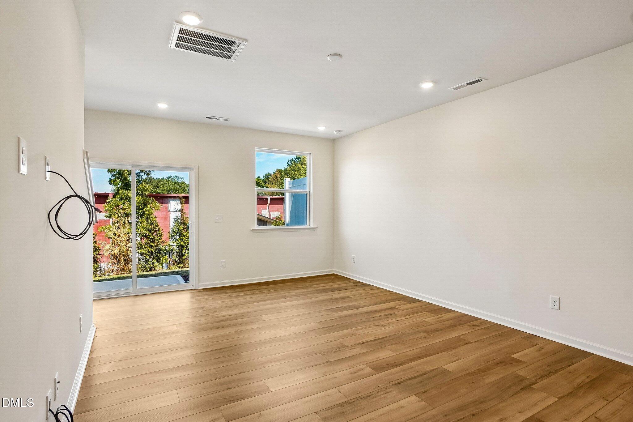 10618 Brookside Reserve Road Property Photo 9