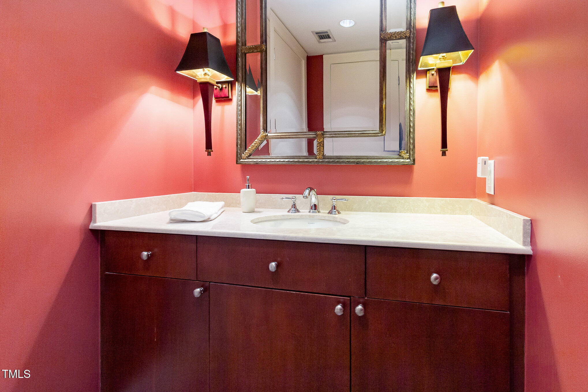 618 N Boylan Avenue ,520 Property Photo 14