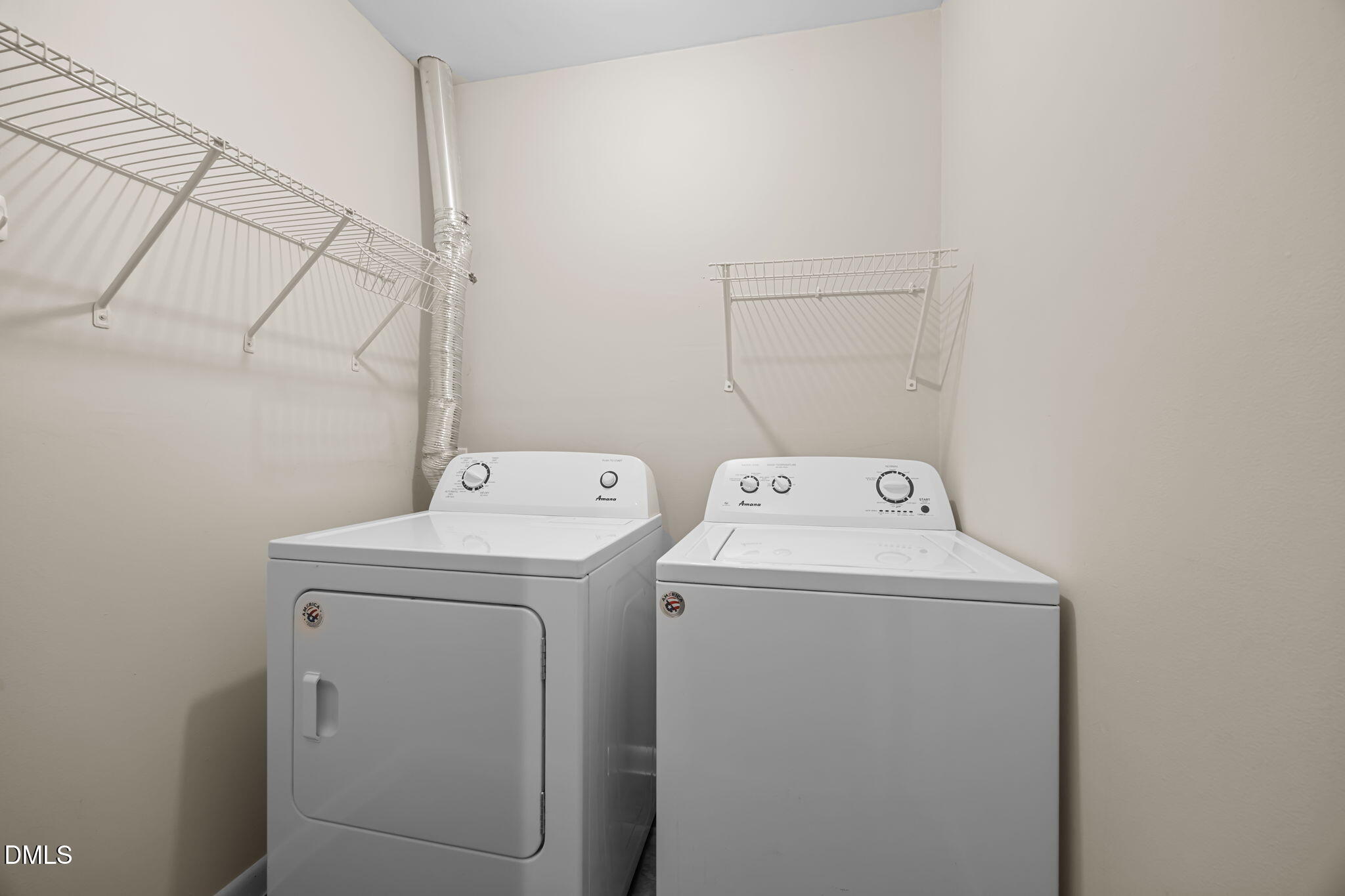 6423 New Market Way Property Photo 22