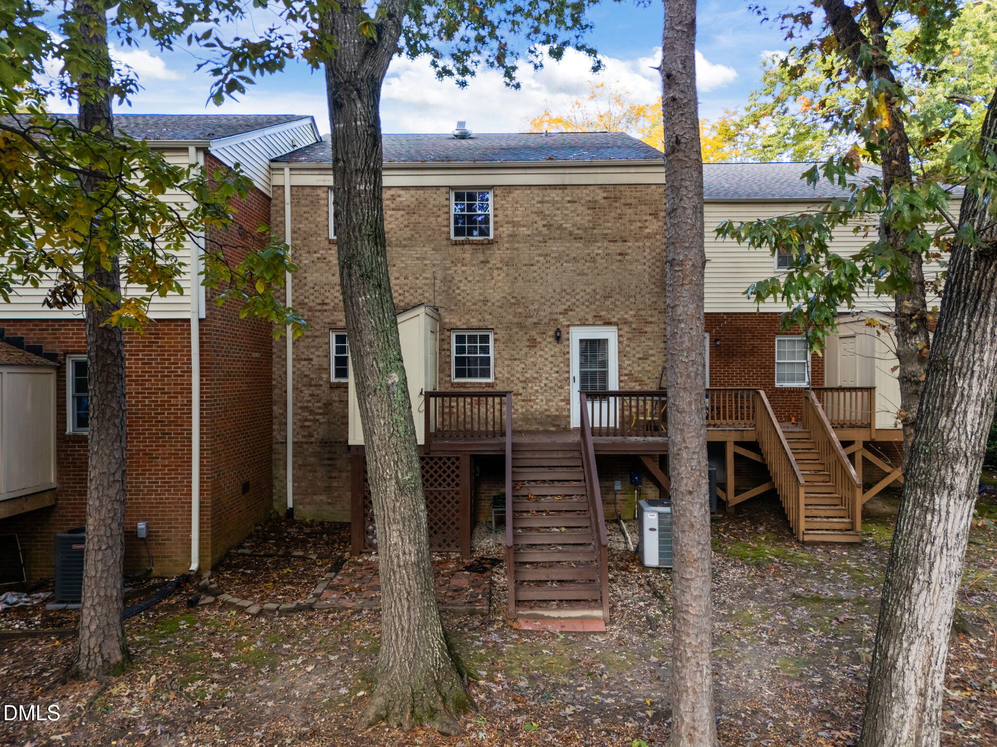 6423 New Market Way Property Photo 26
