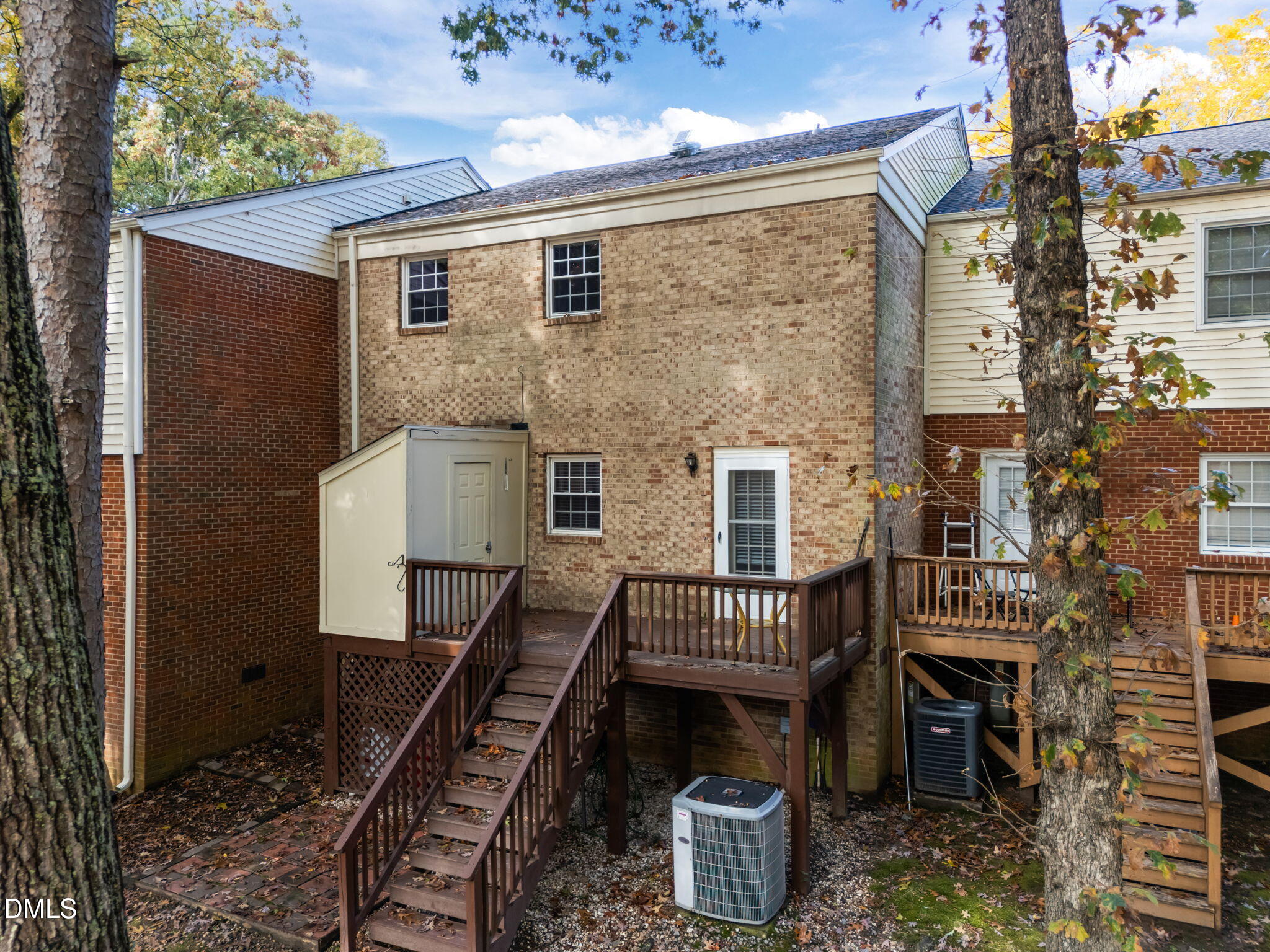 6423 New Market Way Property Photo 27