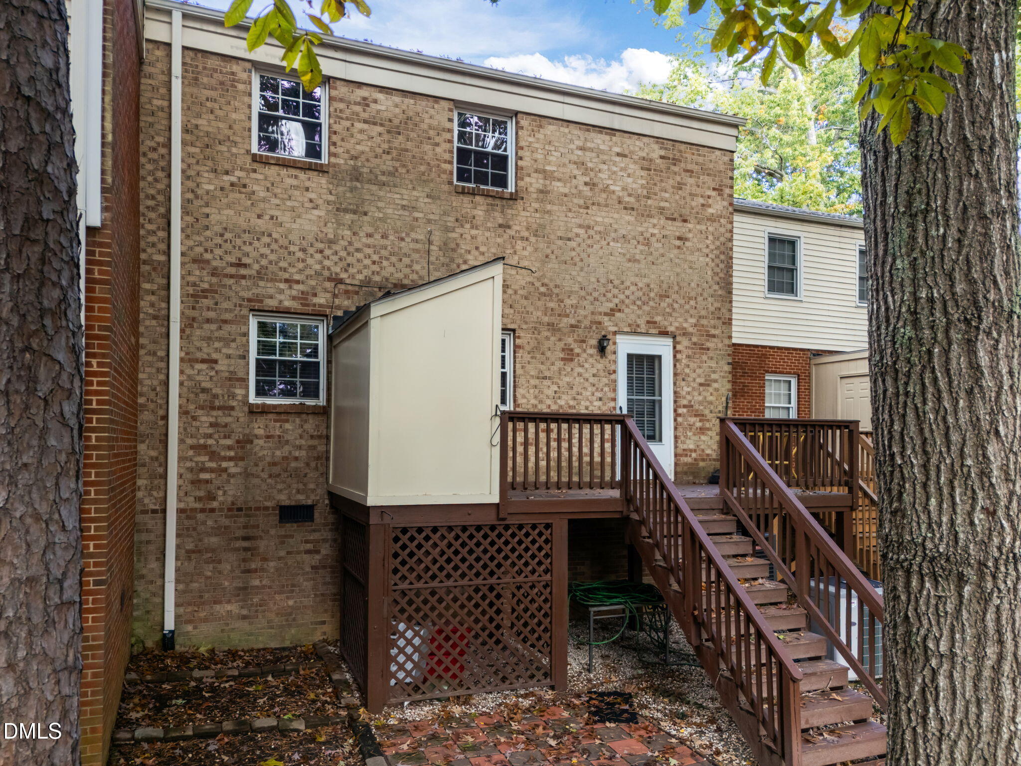 6423 New Market Way Property Photo 28