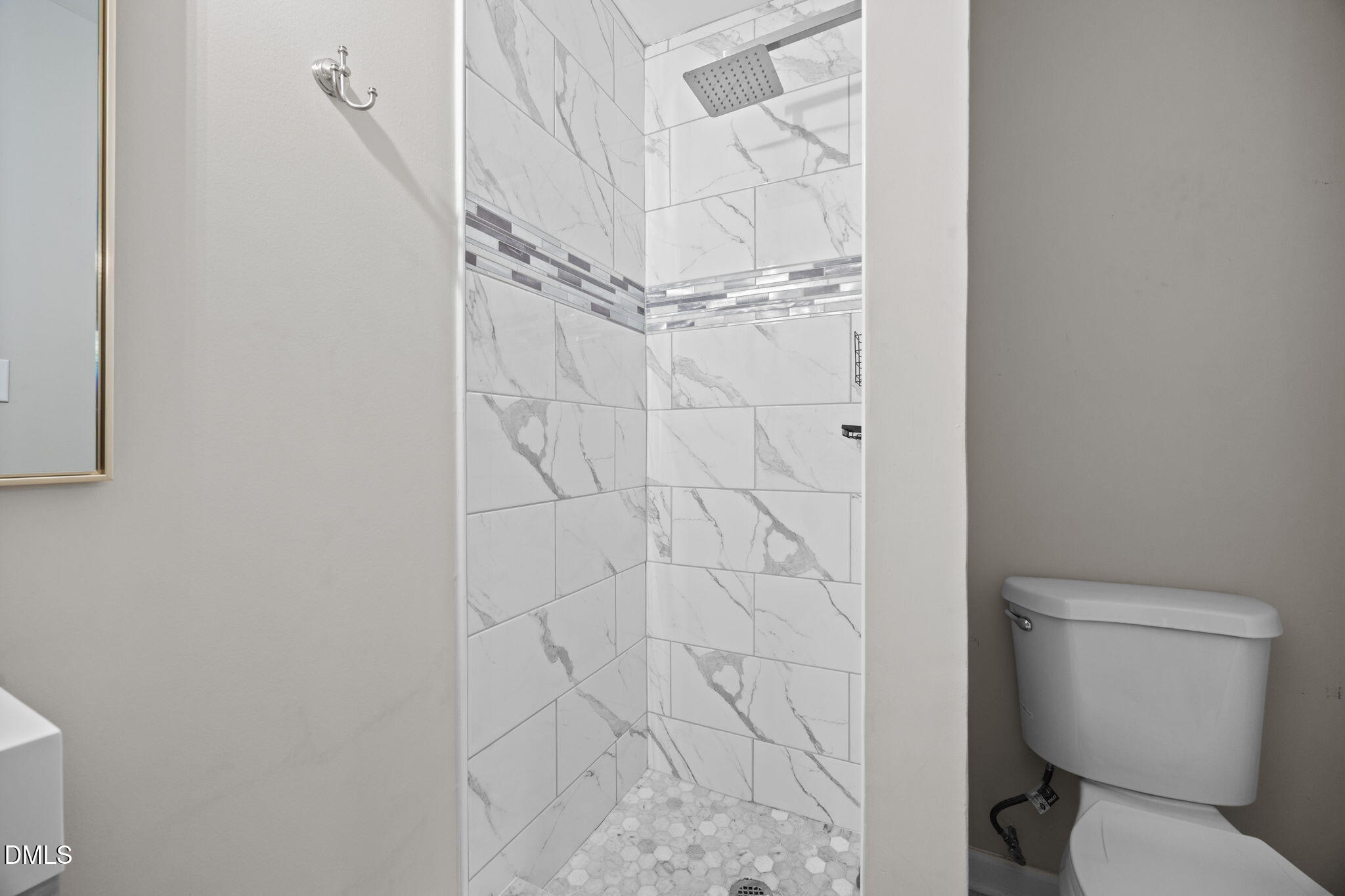 2950 Glenridge Drive Property Photo 23