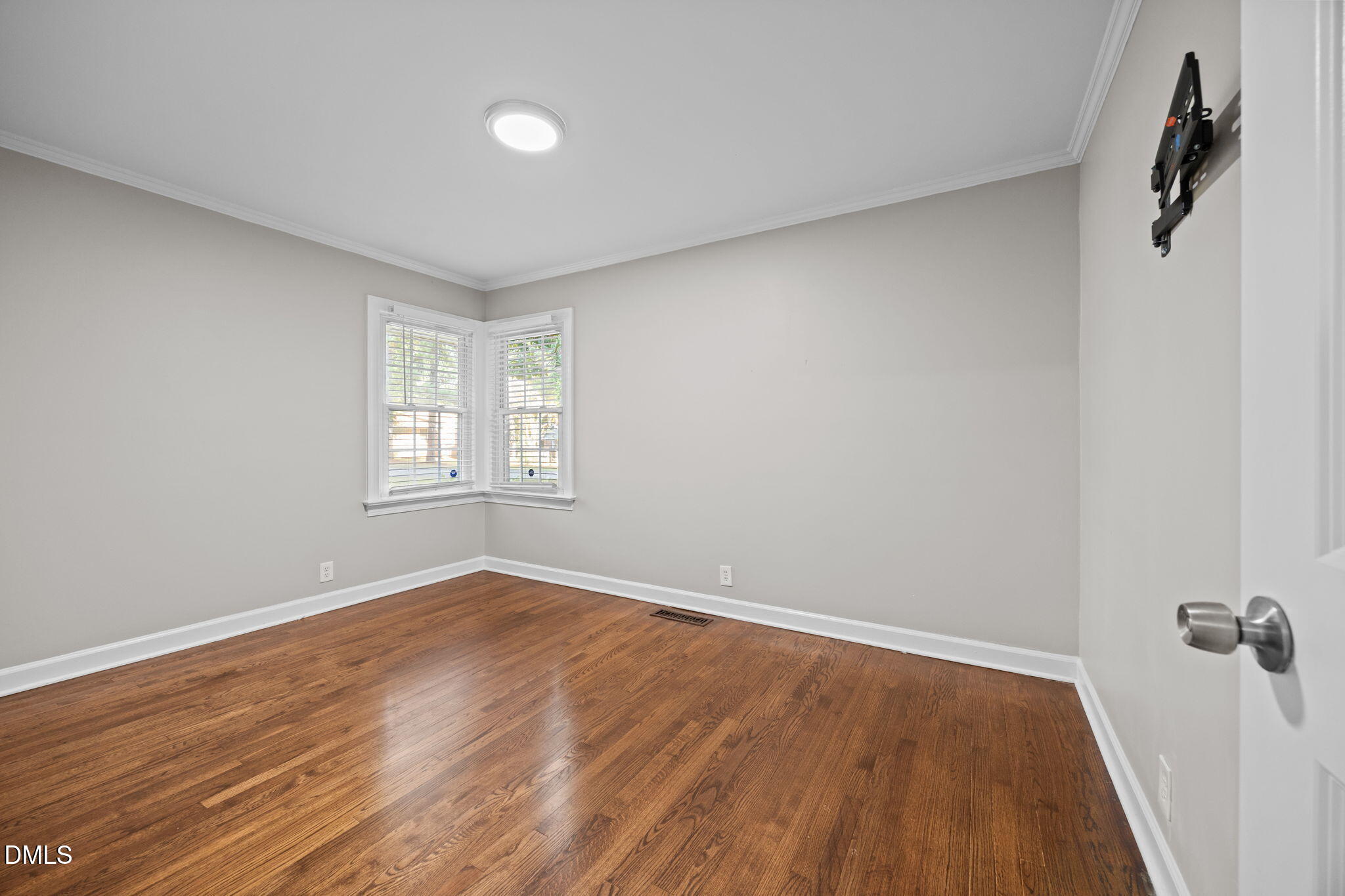 2950 Glenridge Drive Property Photo 34