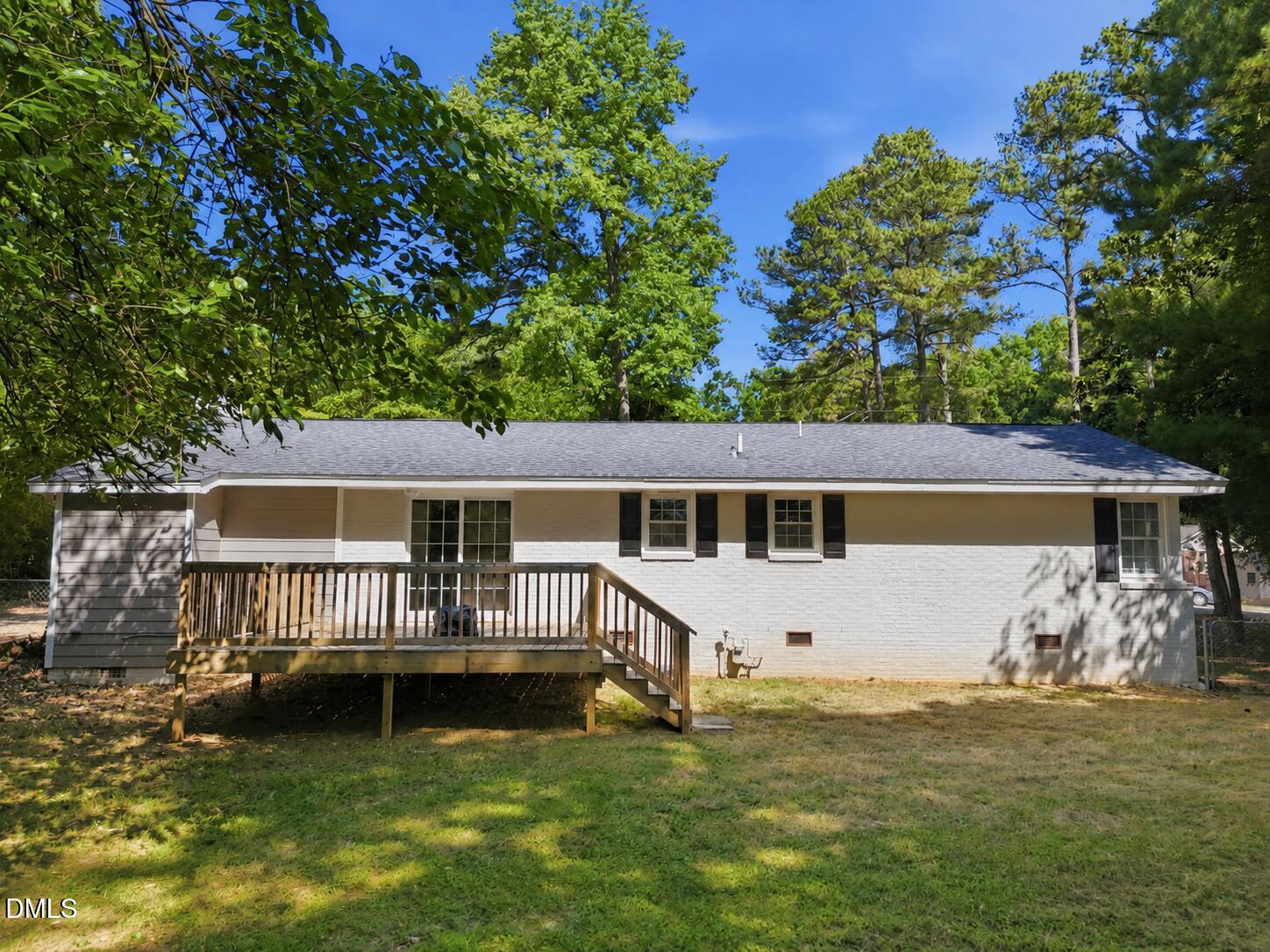 2950 Glenridge Drive Property Photo 41