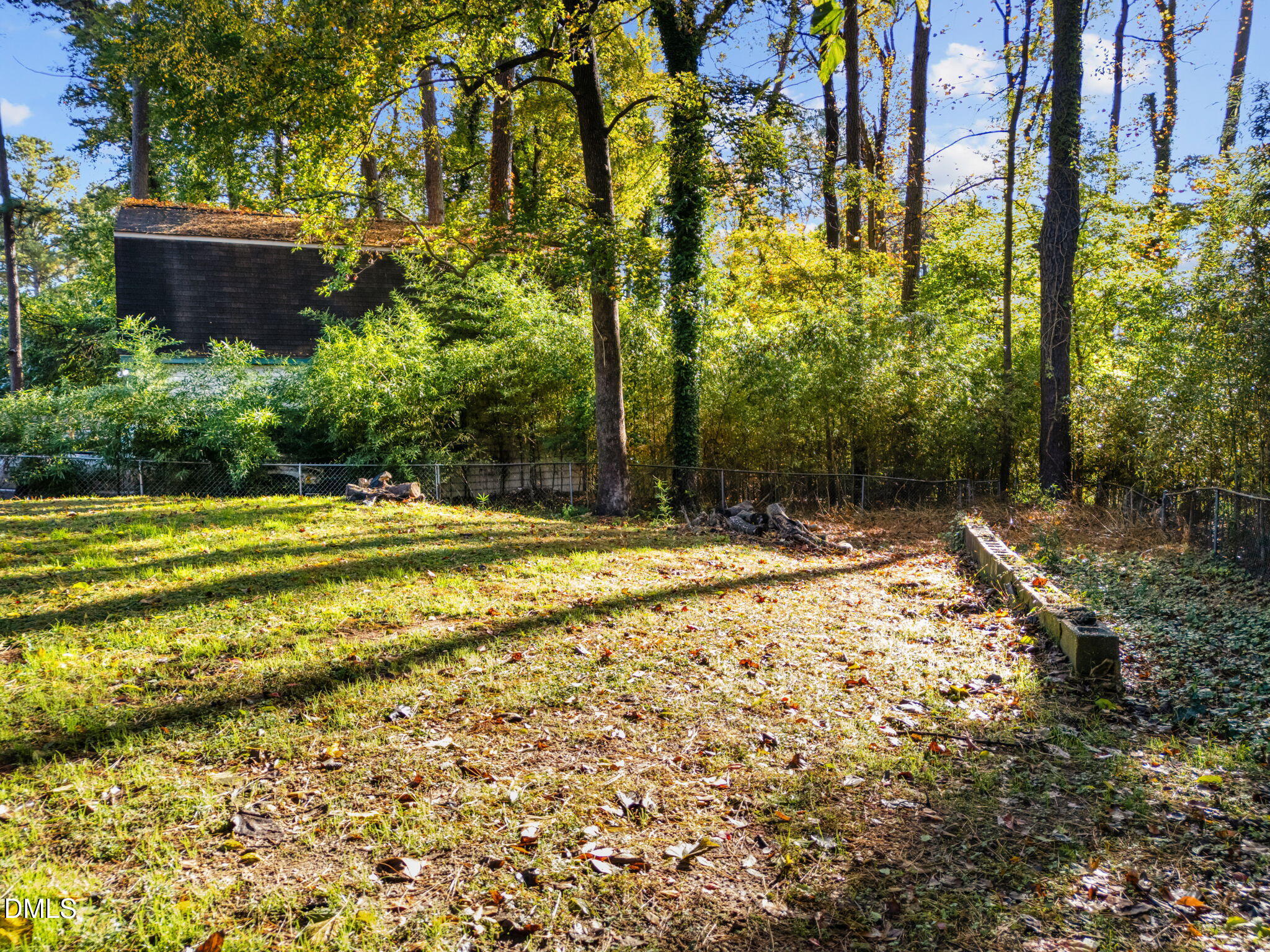 2950 Glenridge Drive Property Photo 44