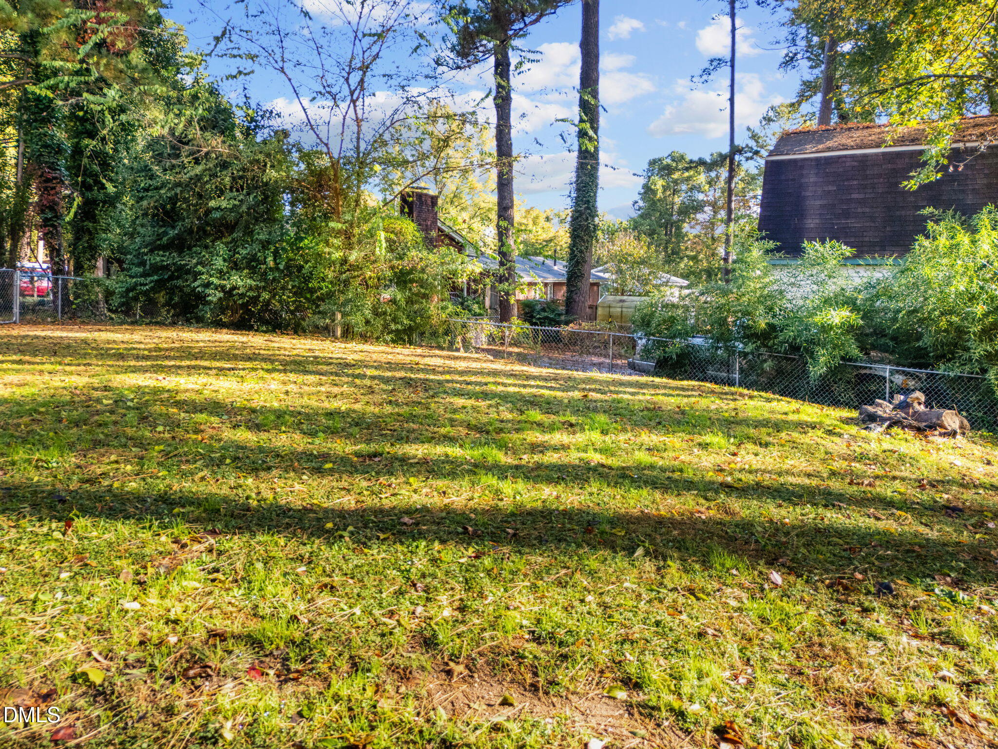 2950 Glenridge Drive Property Photo 45