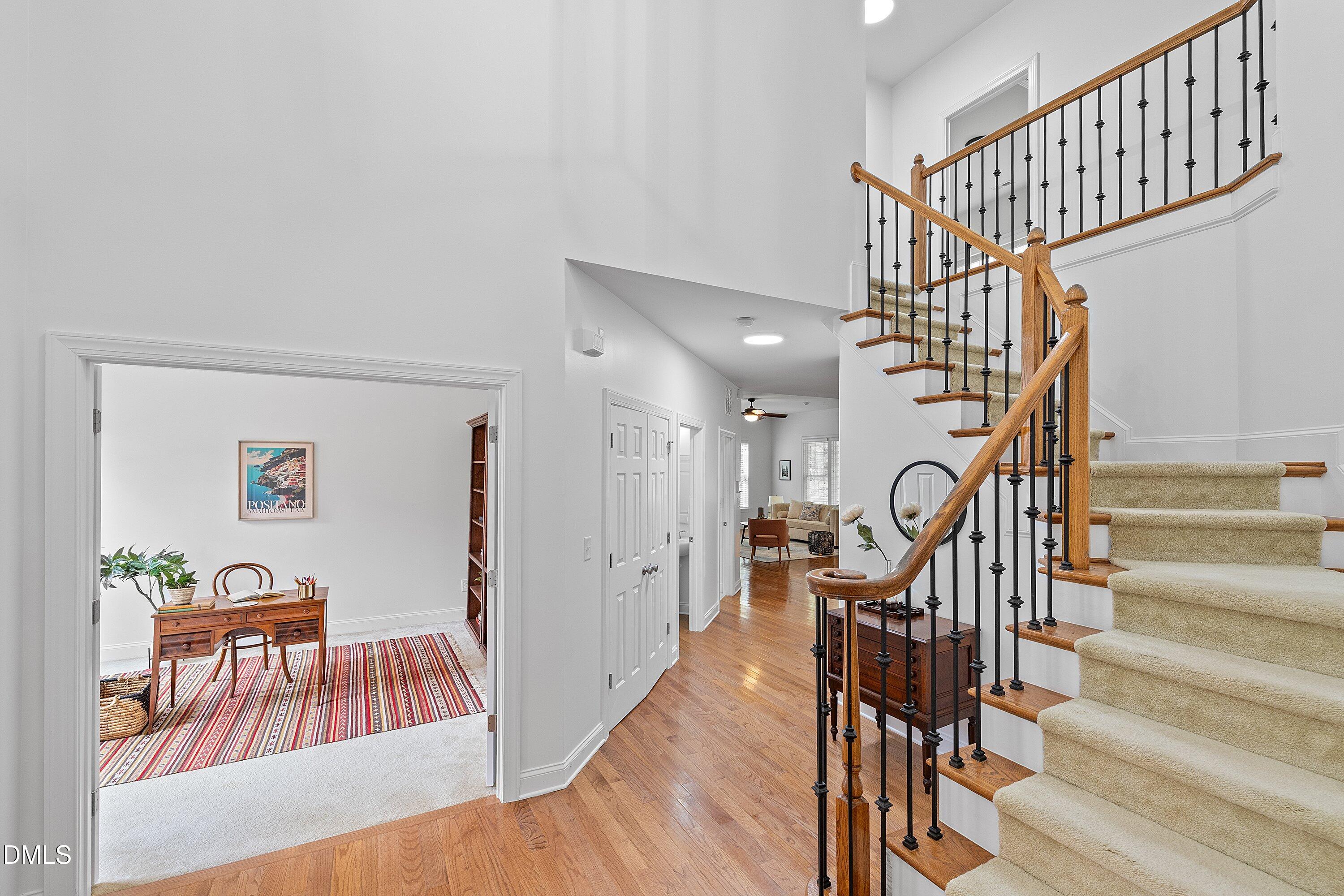 485 Legend Oaks Drive Property Photo 3