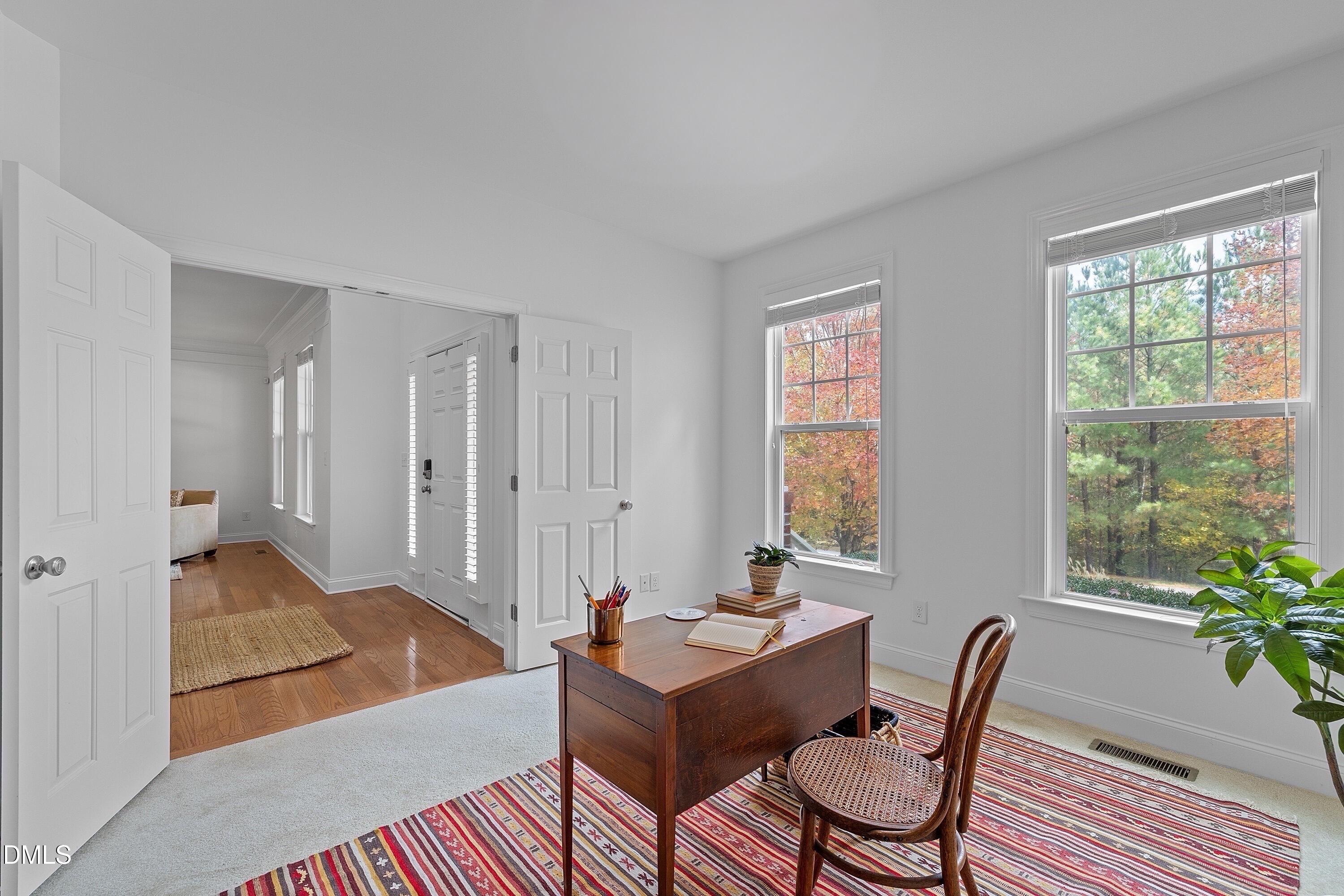 485 Legend Oaks Drive Property Photo 4