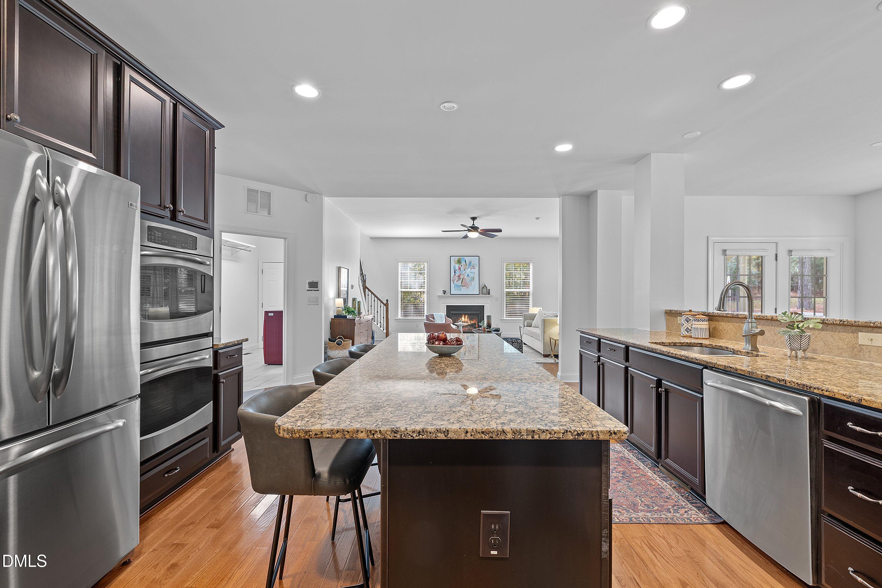 485 Legend Oaks Drive Property Photo 18