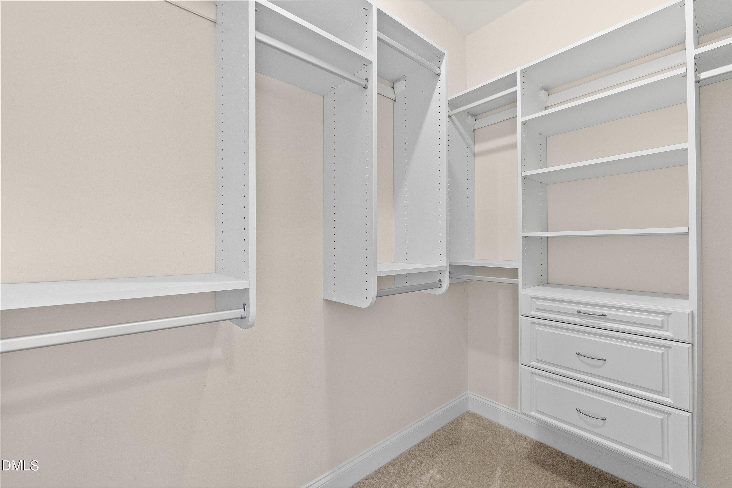 485 Legend Oaks Drive Property Photo 37