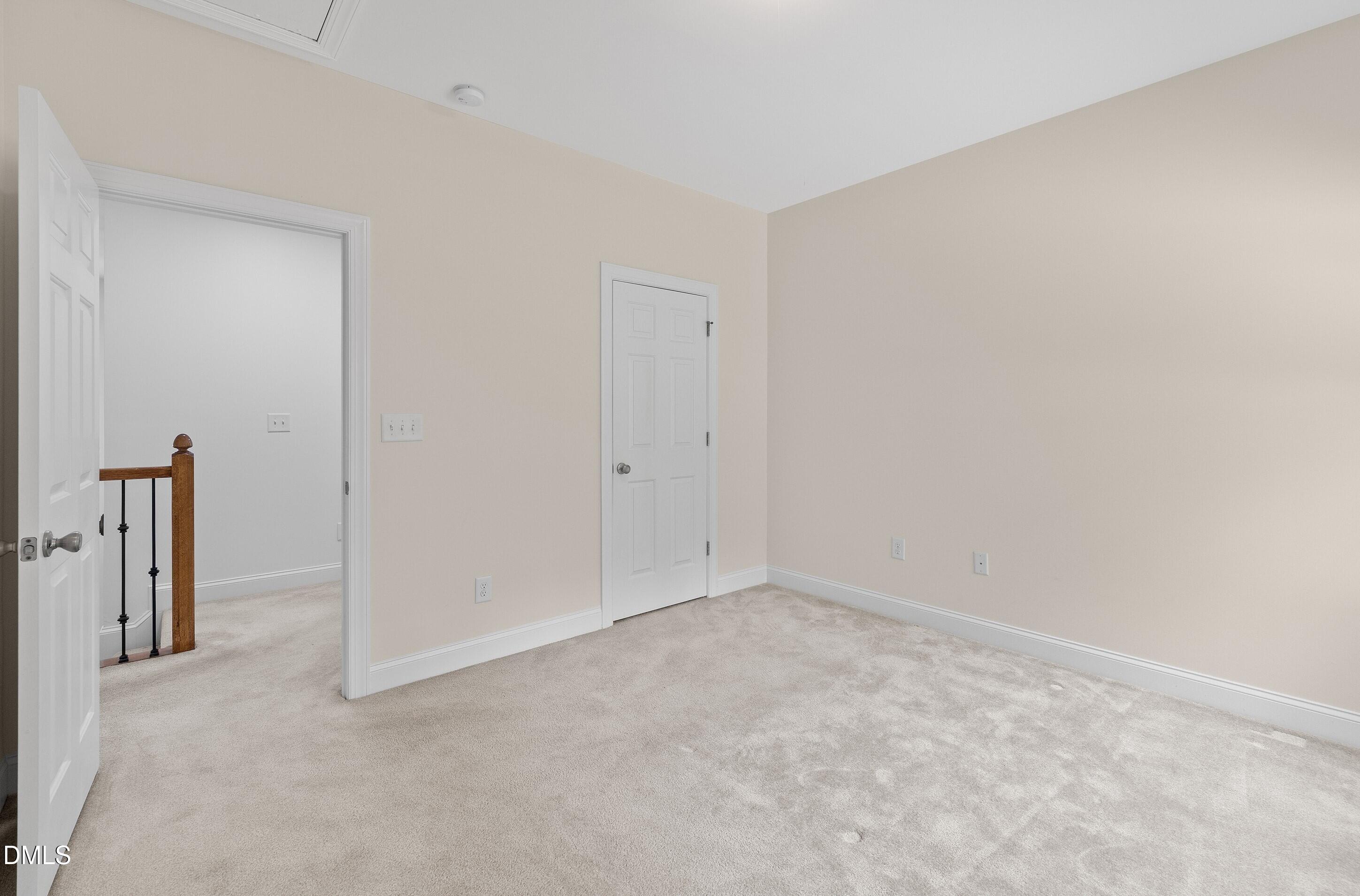 485 Legend Oaks Drive Property Photo 38