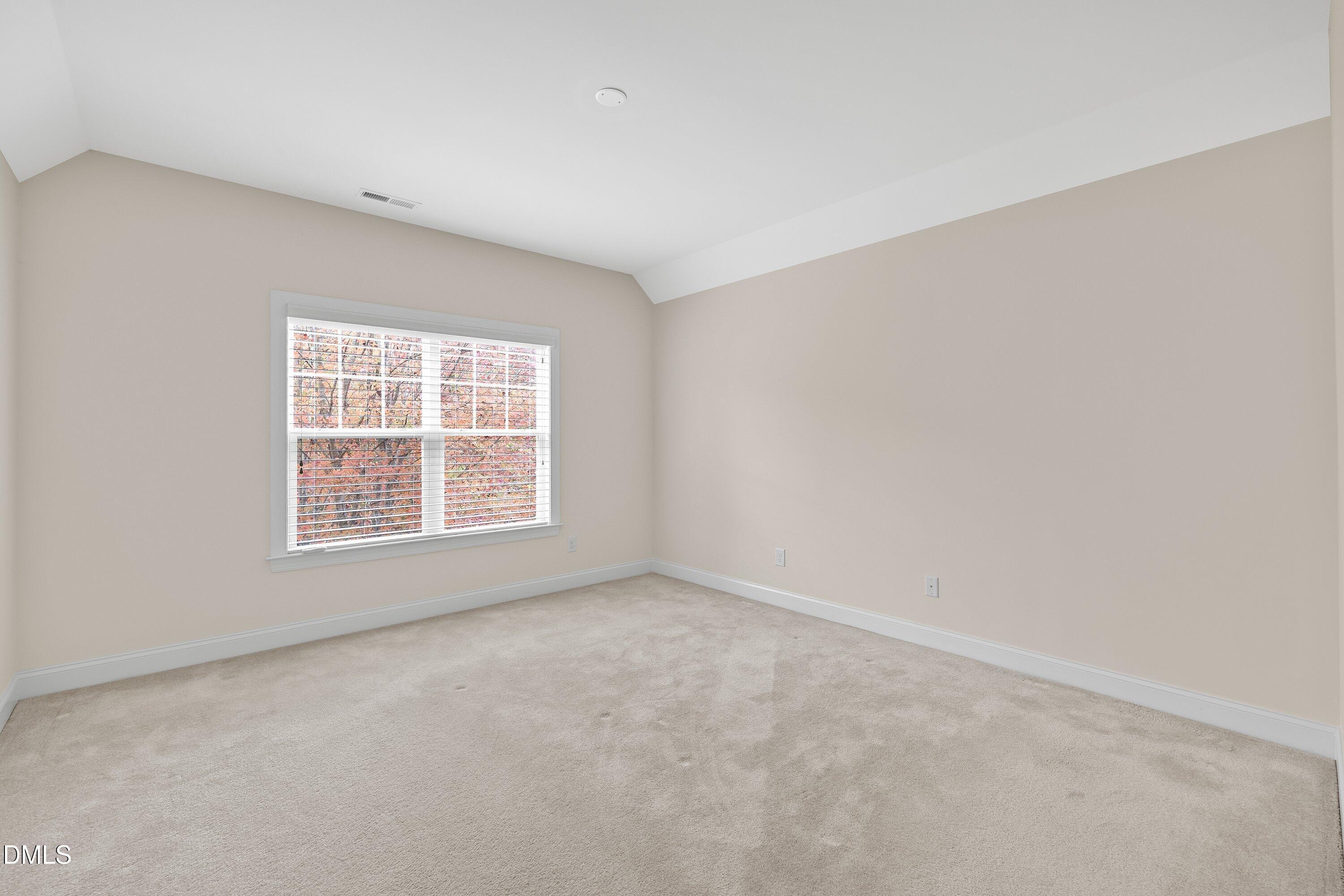 485 Legend Oaks Drive Property Photo 46