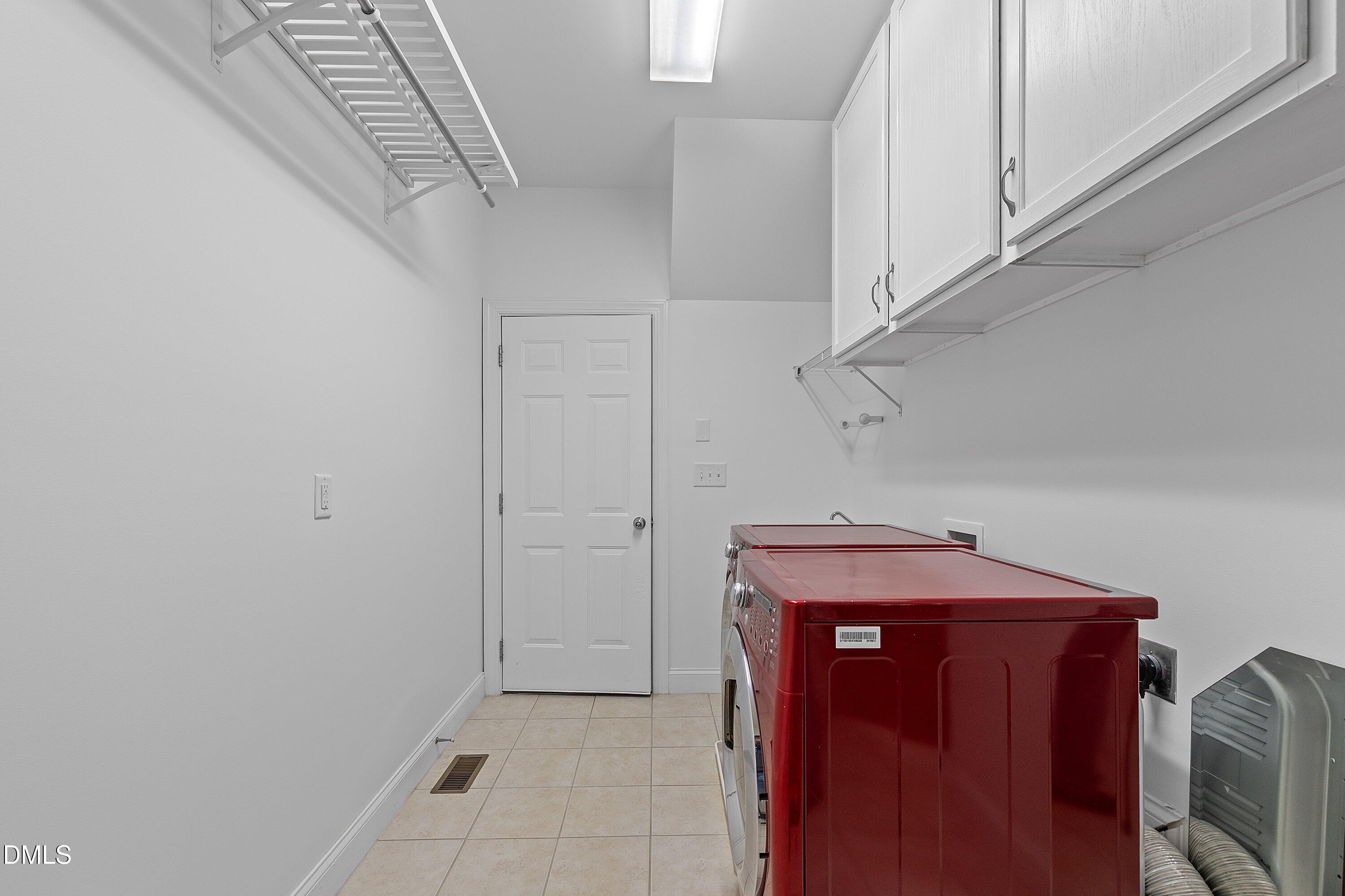 485 Legend Oaks Drive Property Photo 49