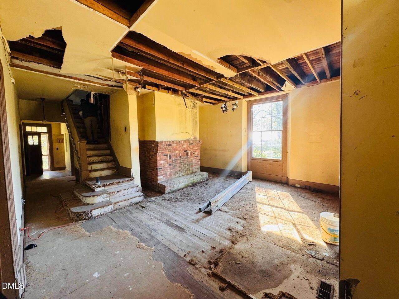 448 S Main Street Property Photo 2