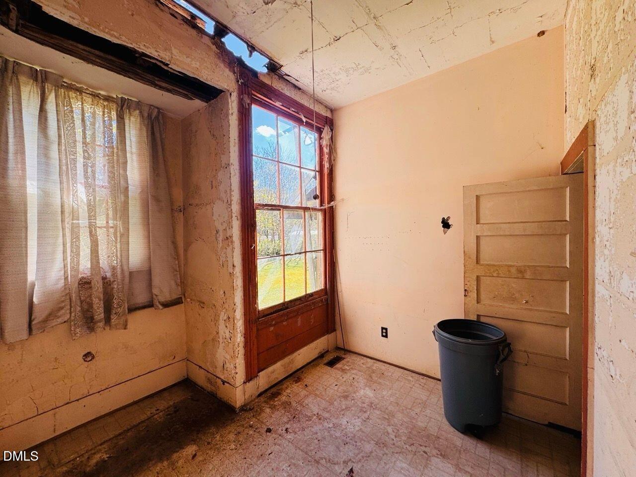 448 S Main Street Property Photo 7