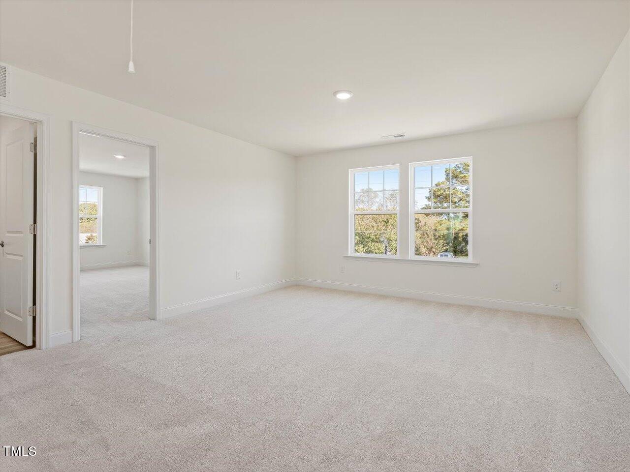 345 Adams Pointe Court Property Photo 18