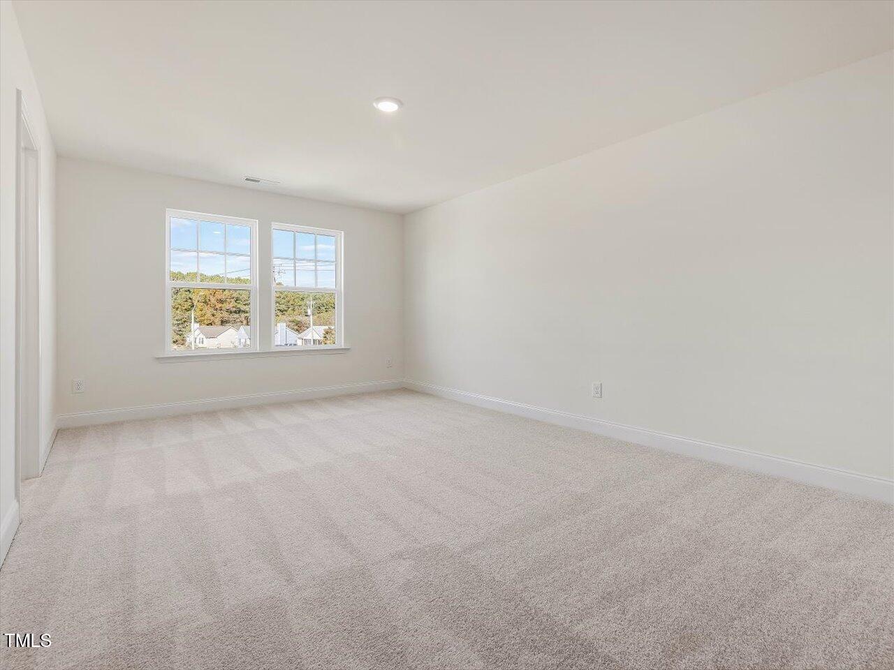 345 Adams Pointe Court Property Photo 24